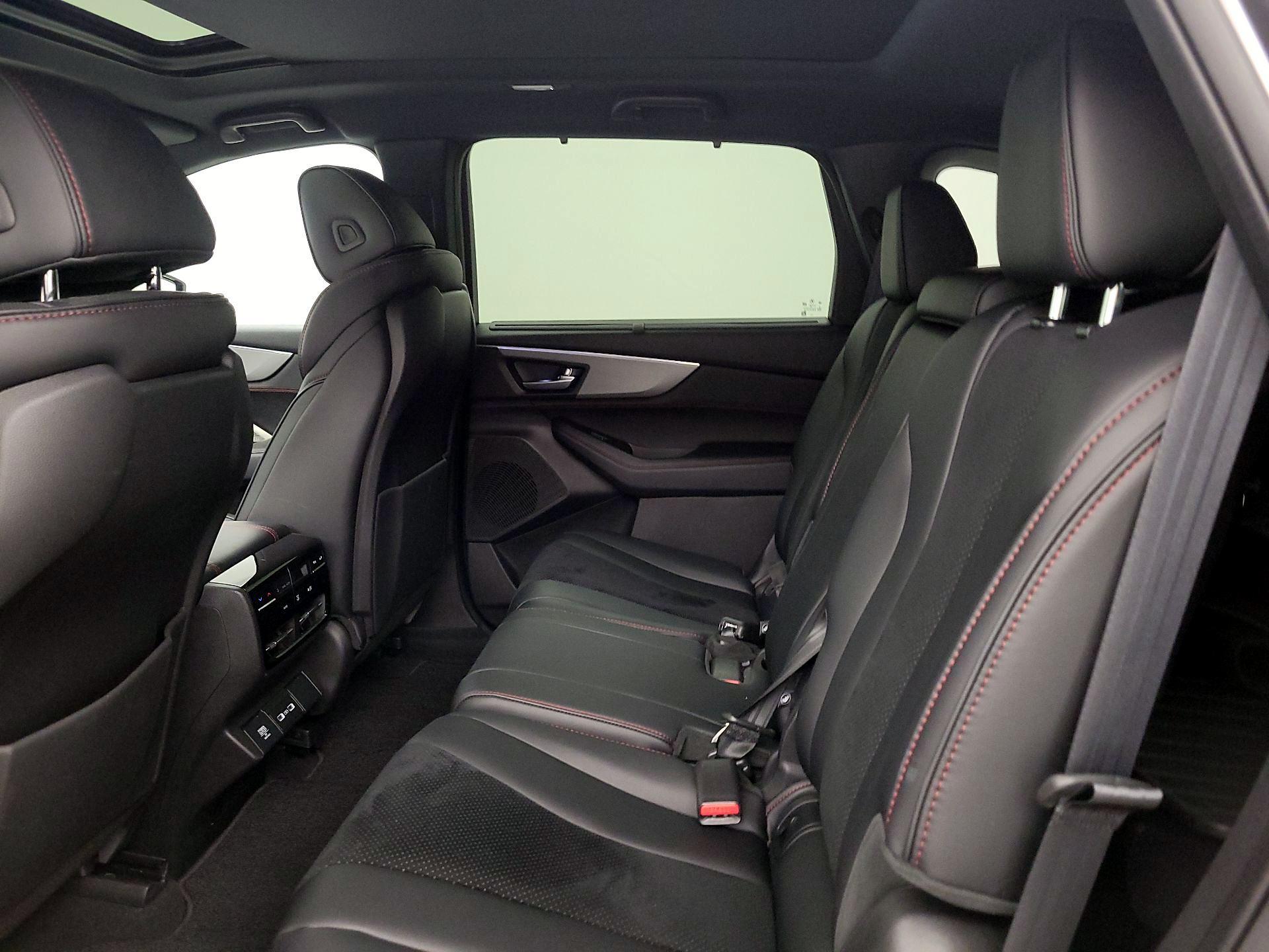 Thumbnail: 2022 Acura MDX - 20