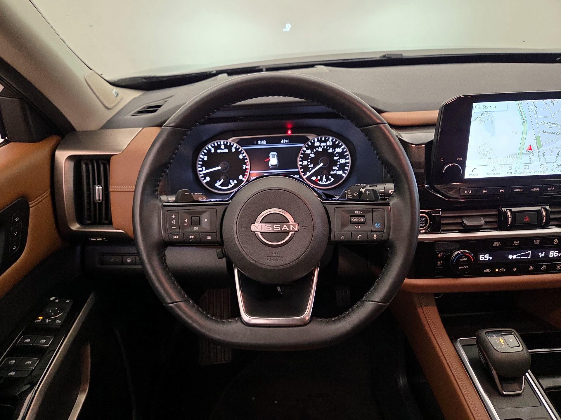 Thumbnail: 2023 Nissan Pathfinder - 10