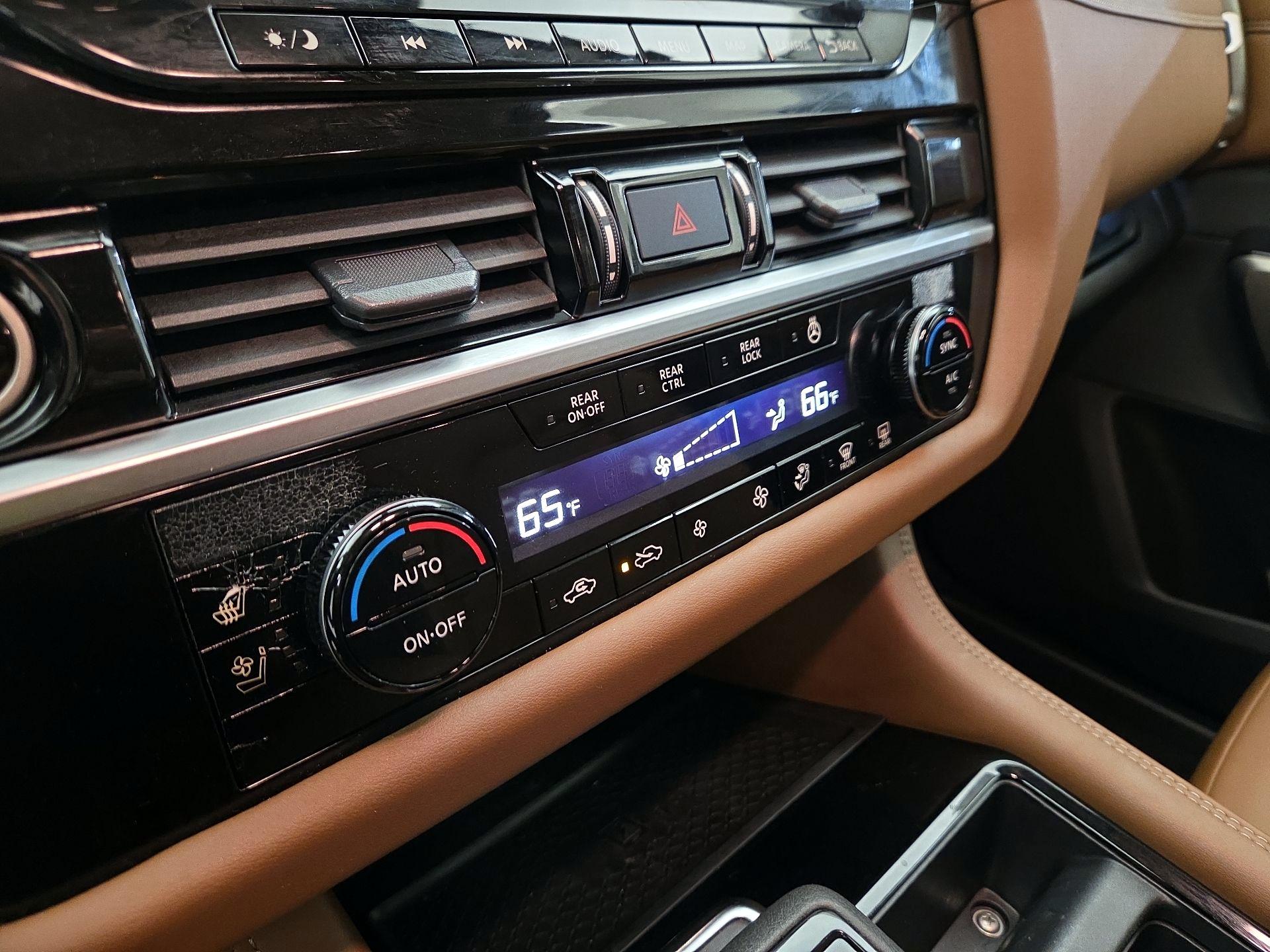 Thumbnail: 2023 Nissan Pathfinder - 17