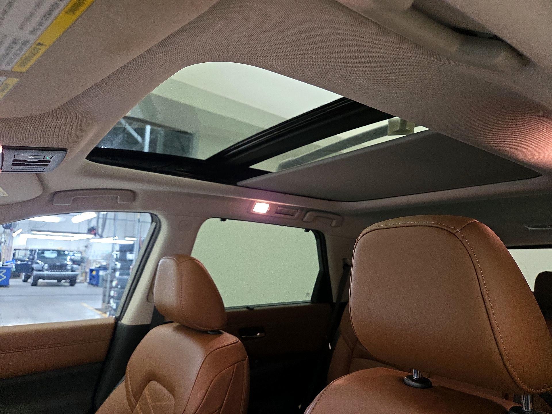 Thumbnail: 2023 Nissan Pathfinder - 20