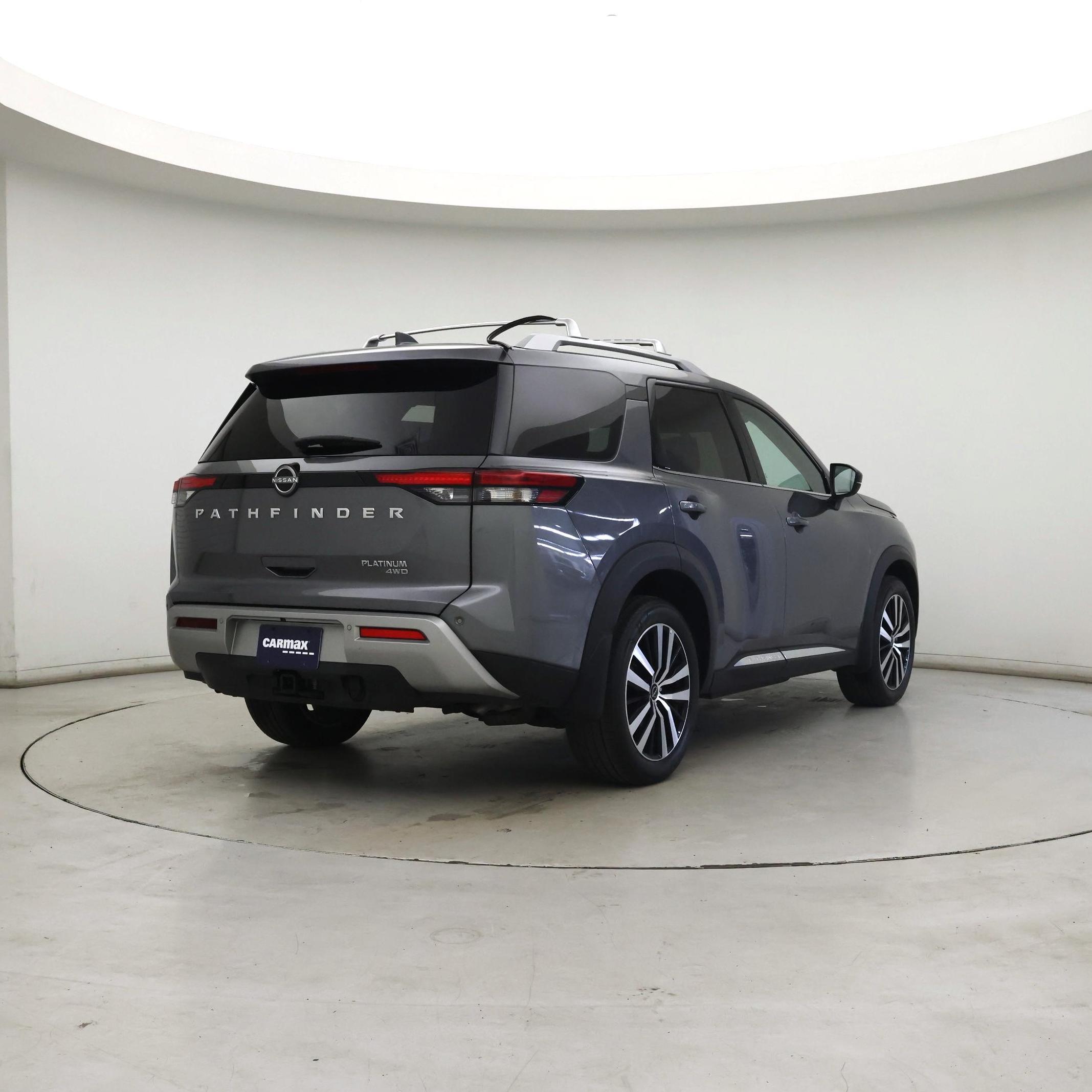 Thumbnail: 2023 Nissan Pathfinder - 8