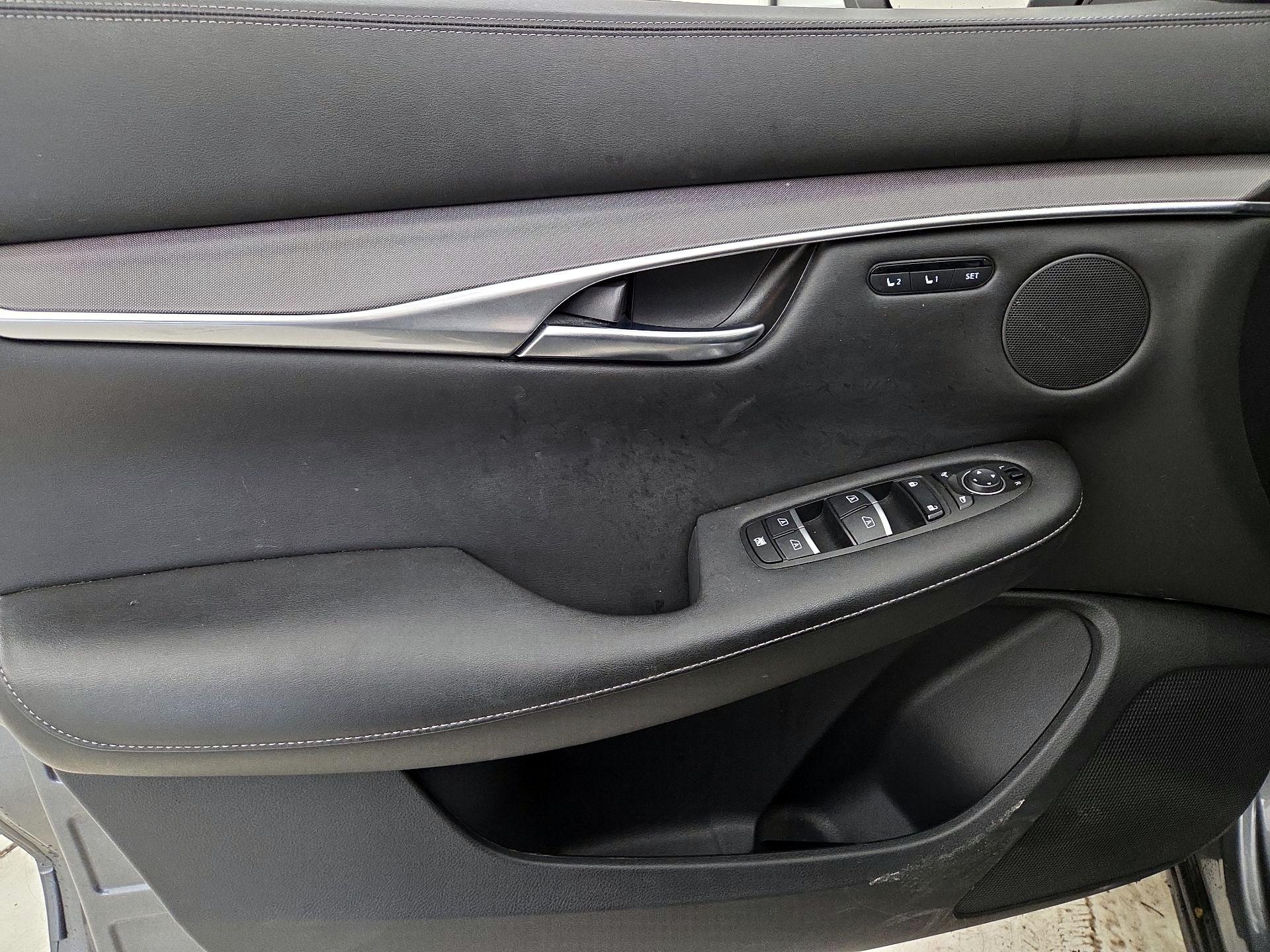 Thumbnail: 2023 INFINITI QX50 - 12