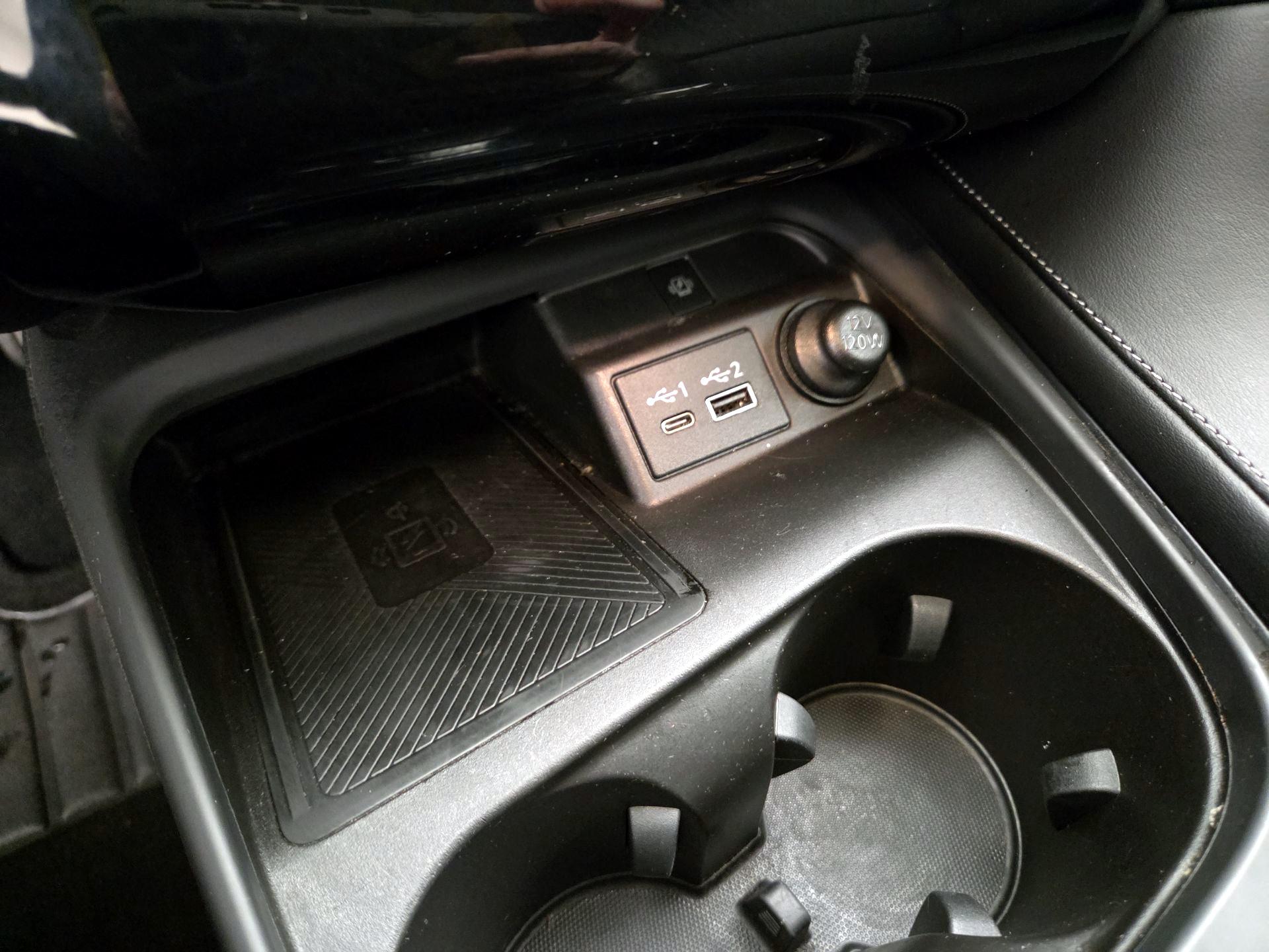 Thumbnail: 2023 INFINITI QX50 - 18