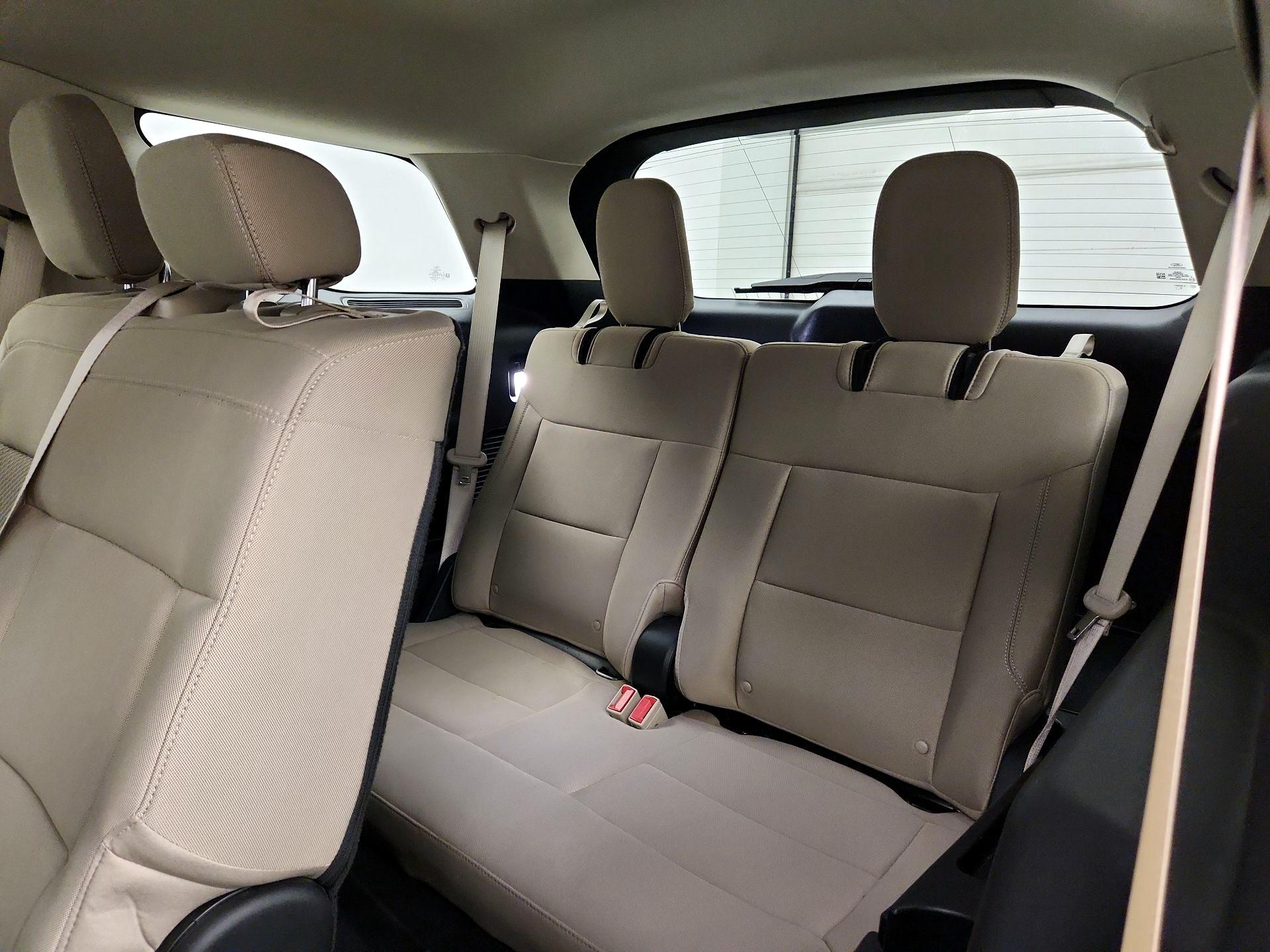 Thumbnail: 2021 Ford Explorer - 18