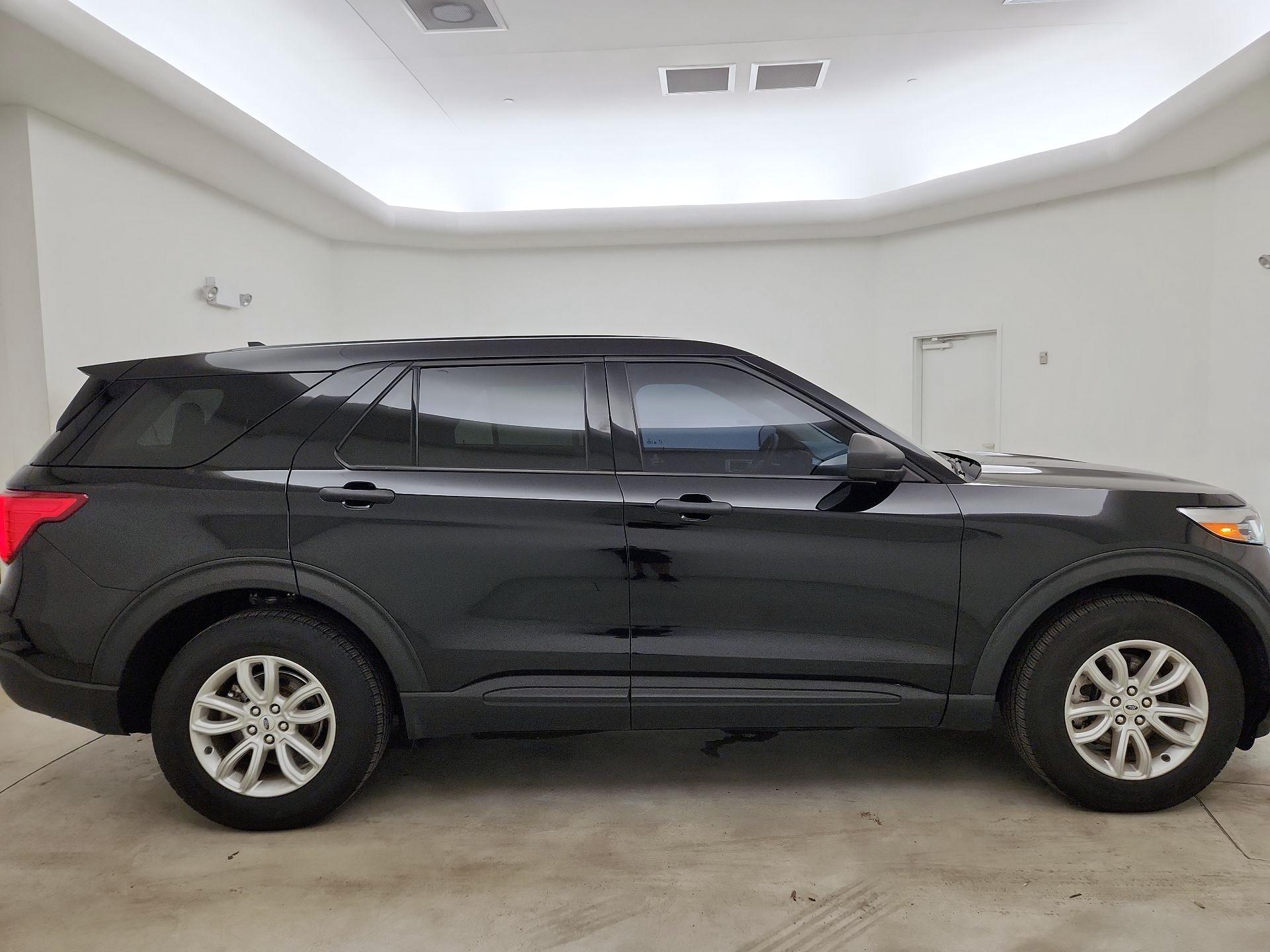 Thumbnail: 2021 Ford Explorer - 4