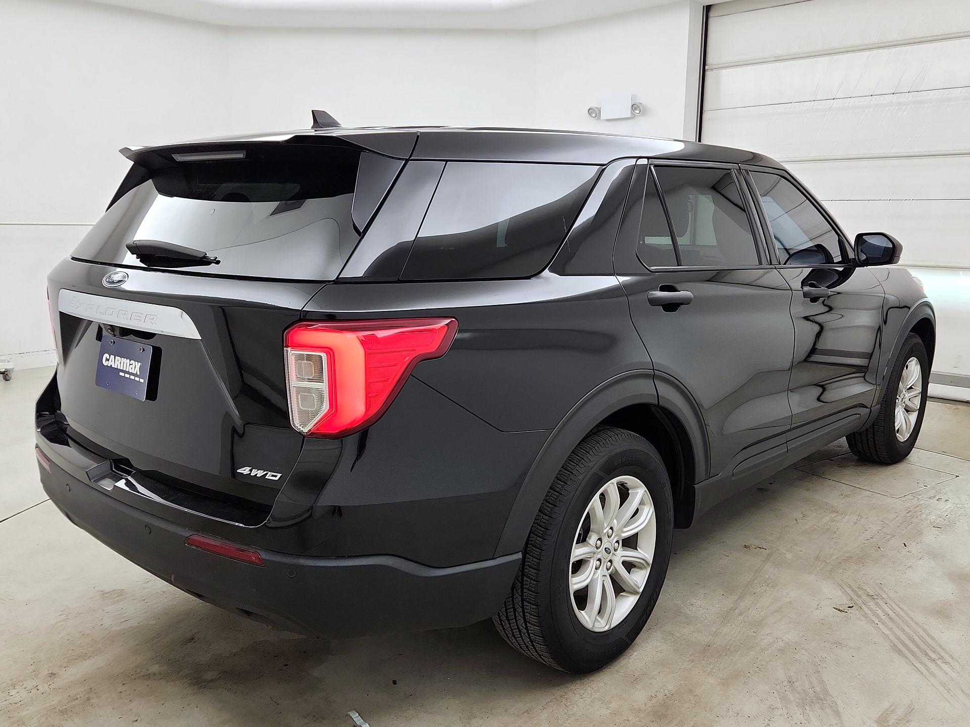 Thumbnail: 2021 Ford Explorer - 5