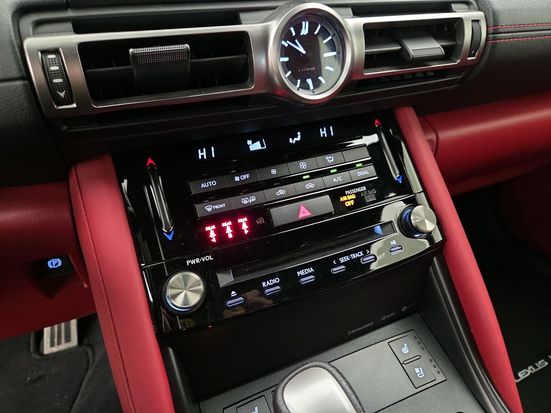 Thumbnail: 2022 Lexus IS - 16