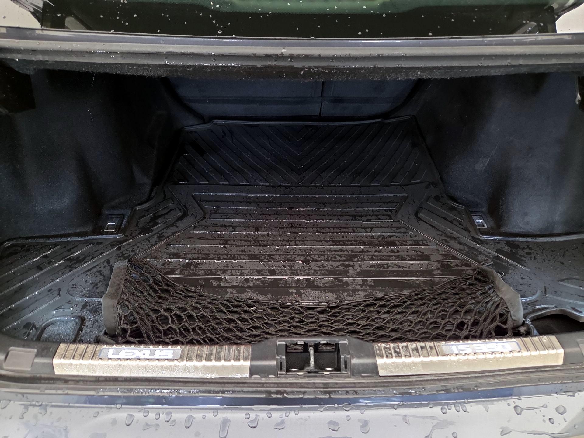 Thumbnail: 2022 Lexus IS - 19