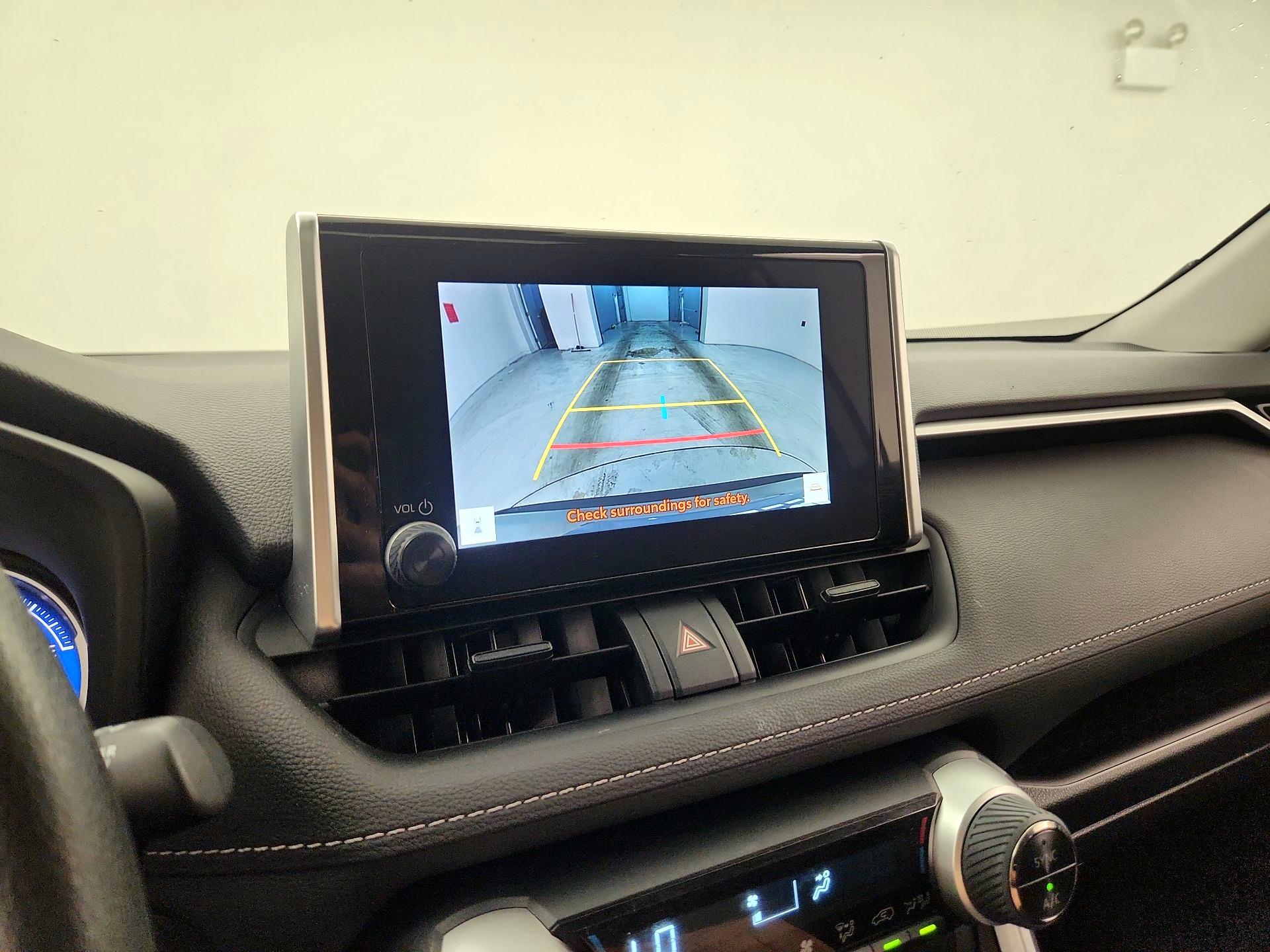 Thumbnail: 2023 Toyota RAV4 - 15