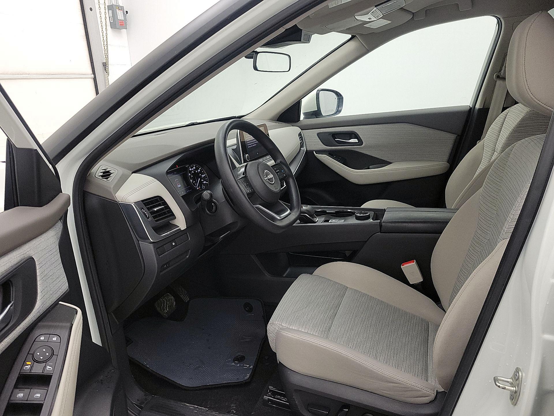 Thumbnail: 2023 Nissan Rogue - 11