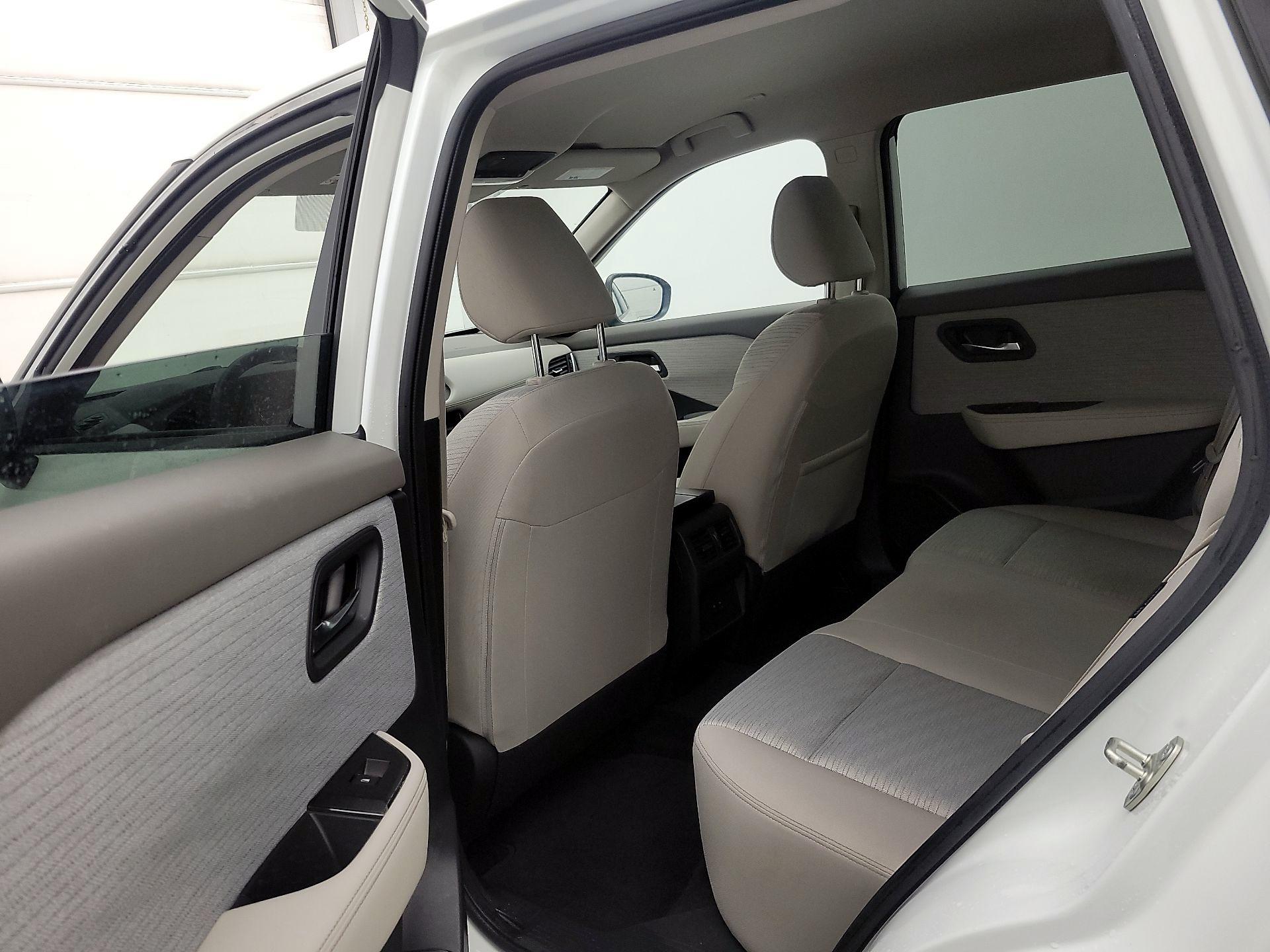 Thumbnail: 2023 Nissan Rogue - 19