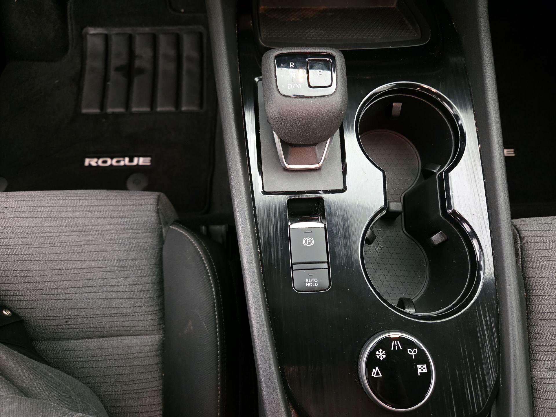 Thumbnail: 2023 Nissan Rogue - 17