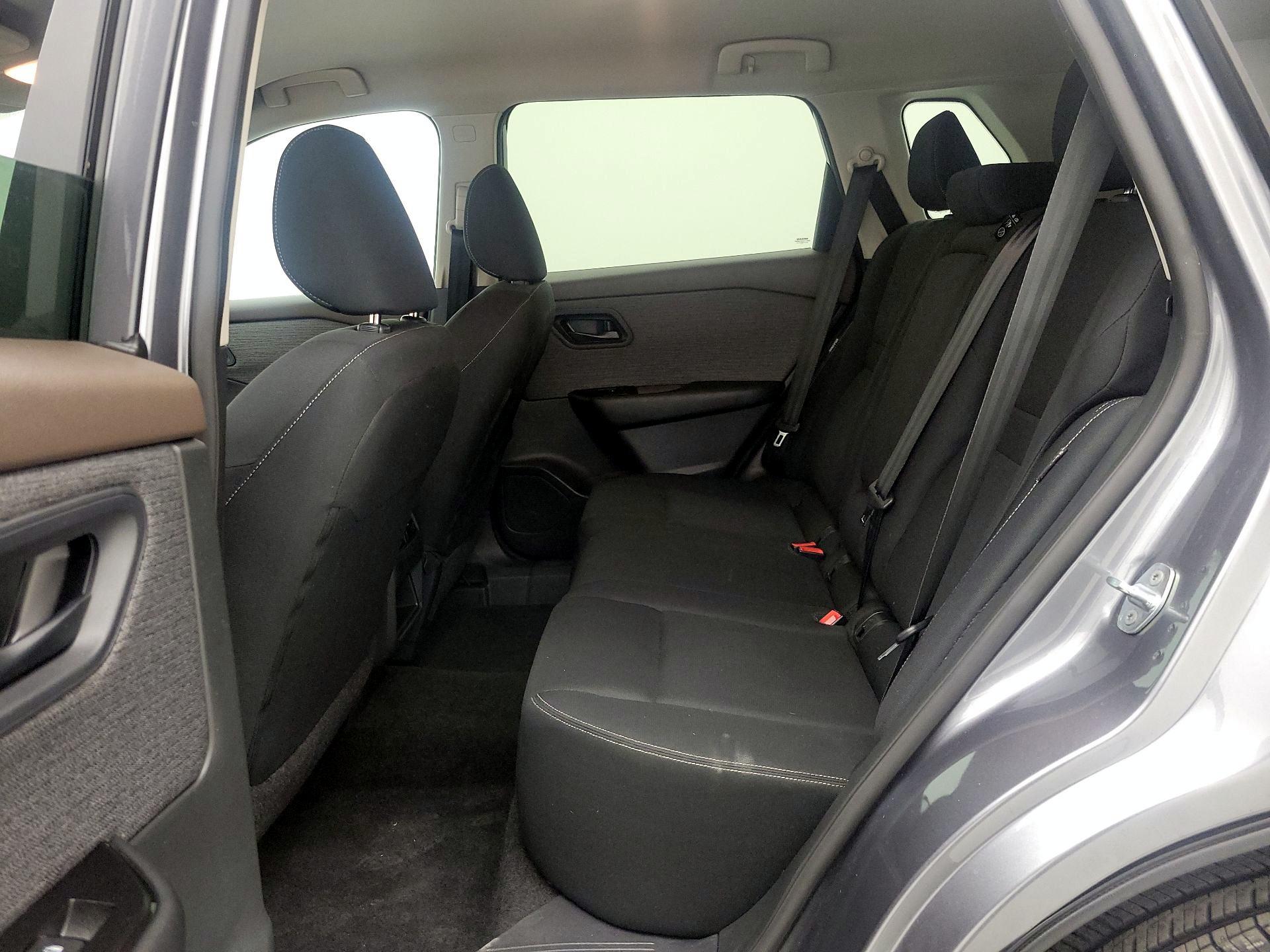 Thumbnail: 2023 Nissan Rogue - 17