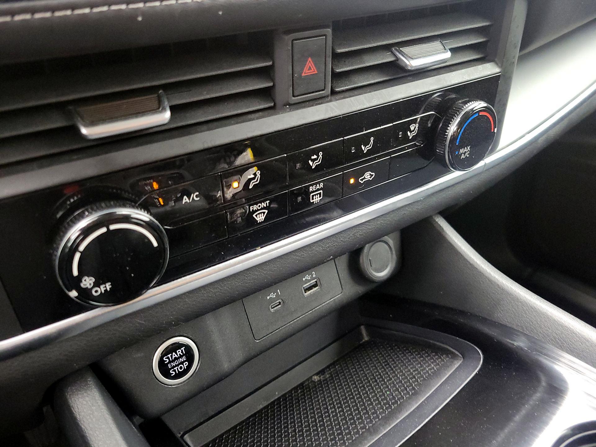 Thumbnail: 2023 Nissan Rogue - 15