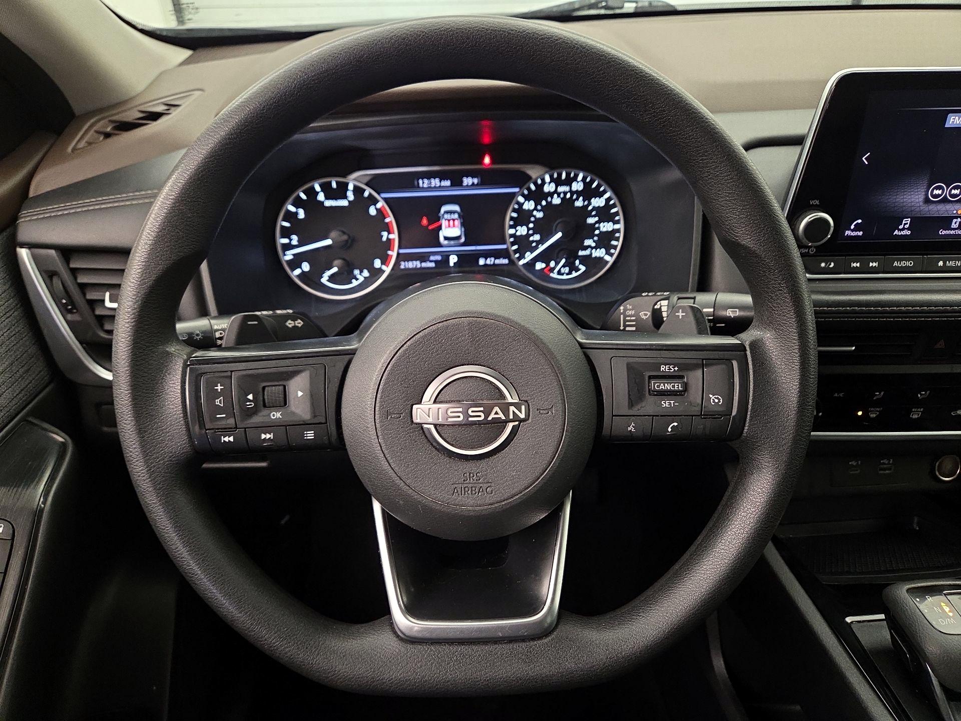 Thumbnail: 2023 Nissan Rogue - 10