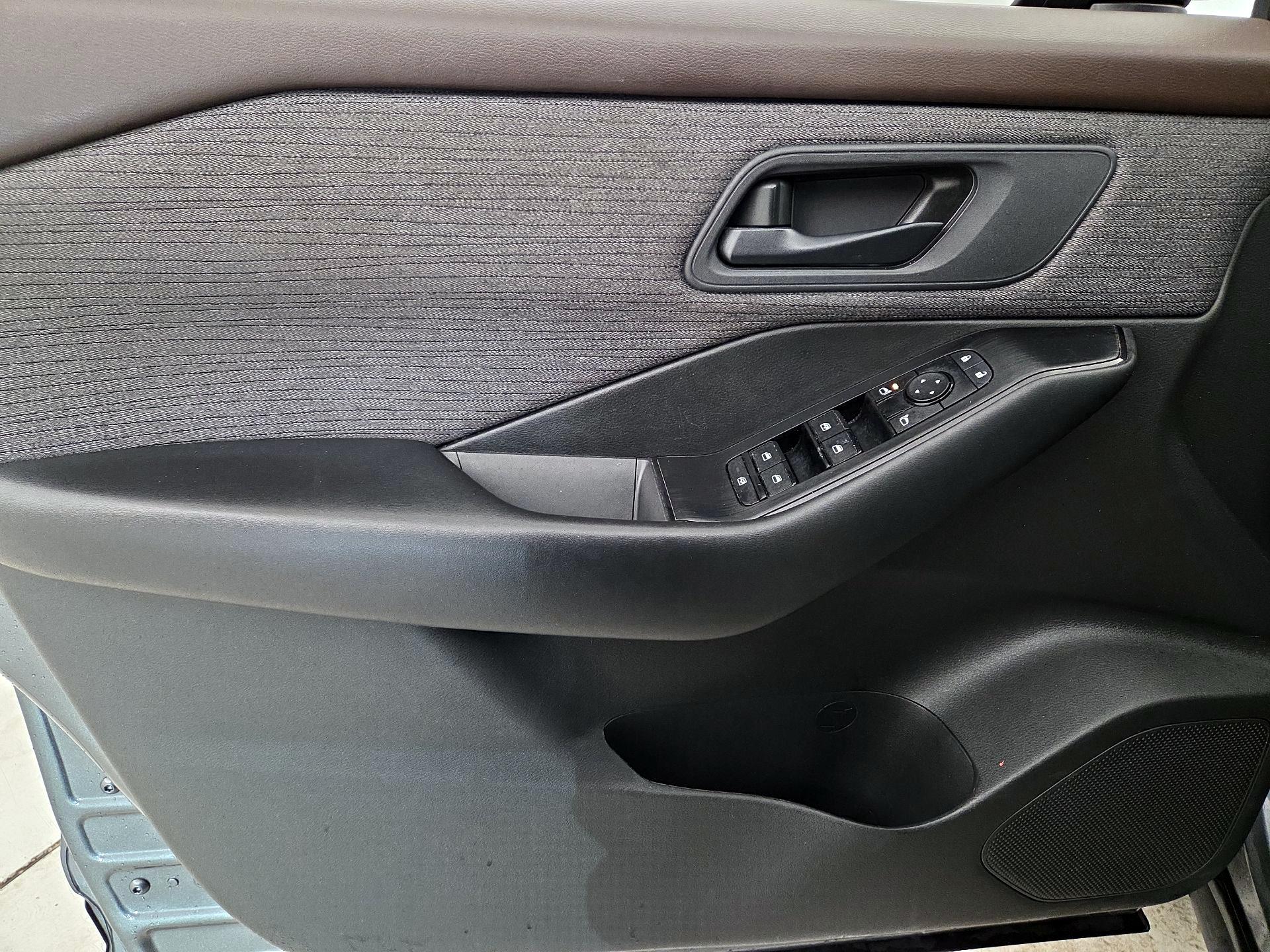 Thumbnail: 2023 Nissan Rogue - 12