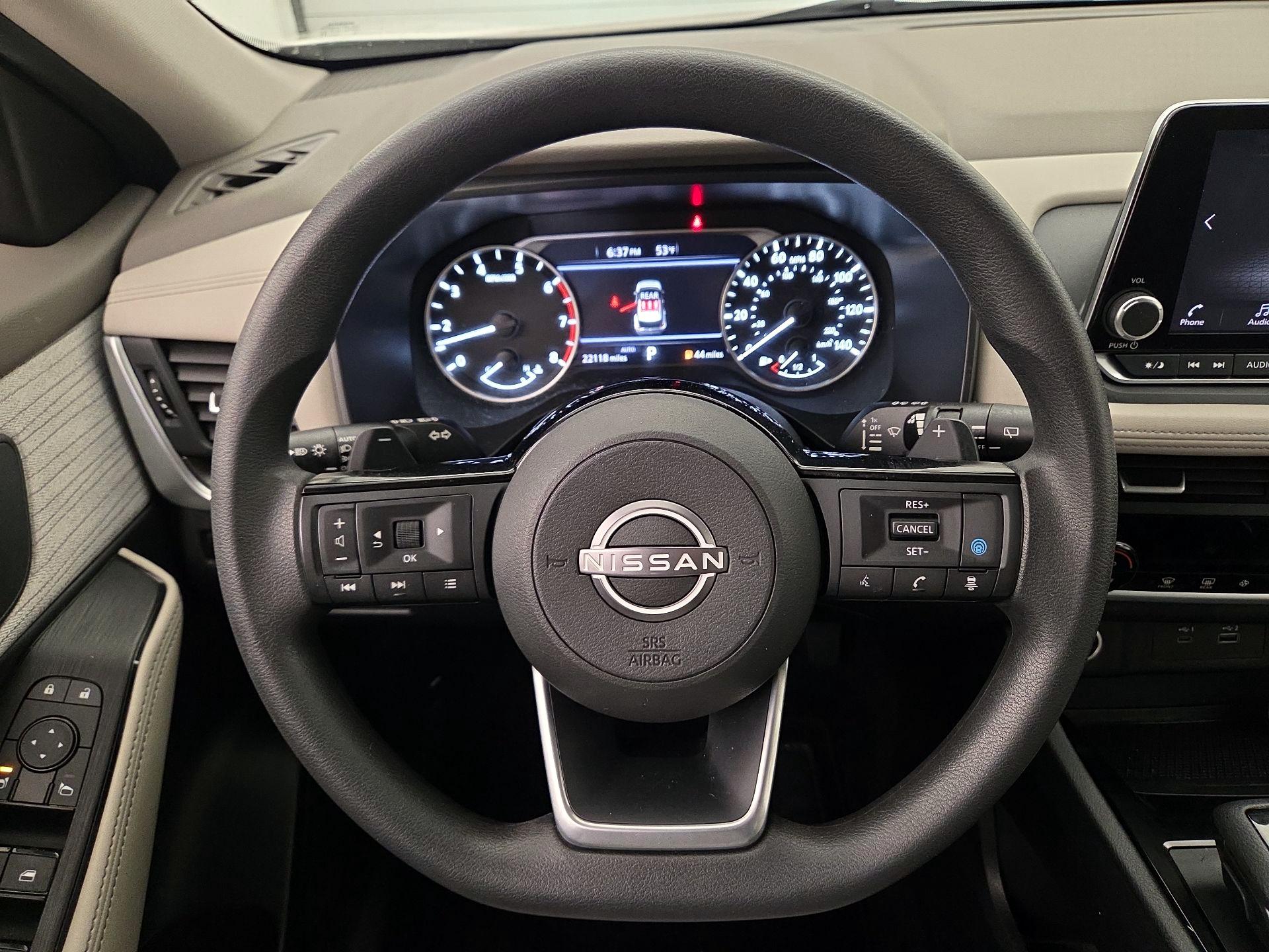 Thumbnail: 2023 Nissan Rogue - 10