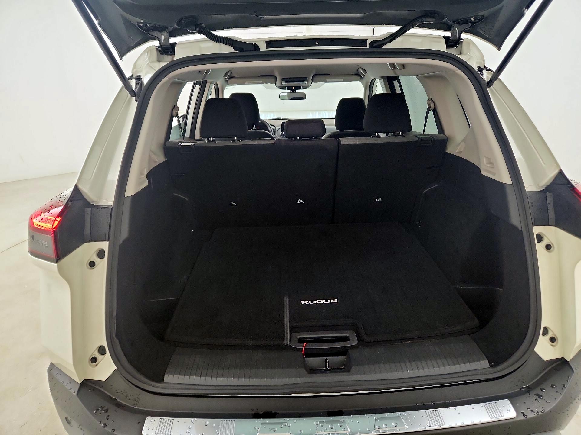 Thumbnail: 2023 Nissan Rogue - 20