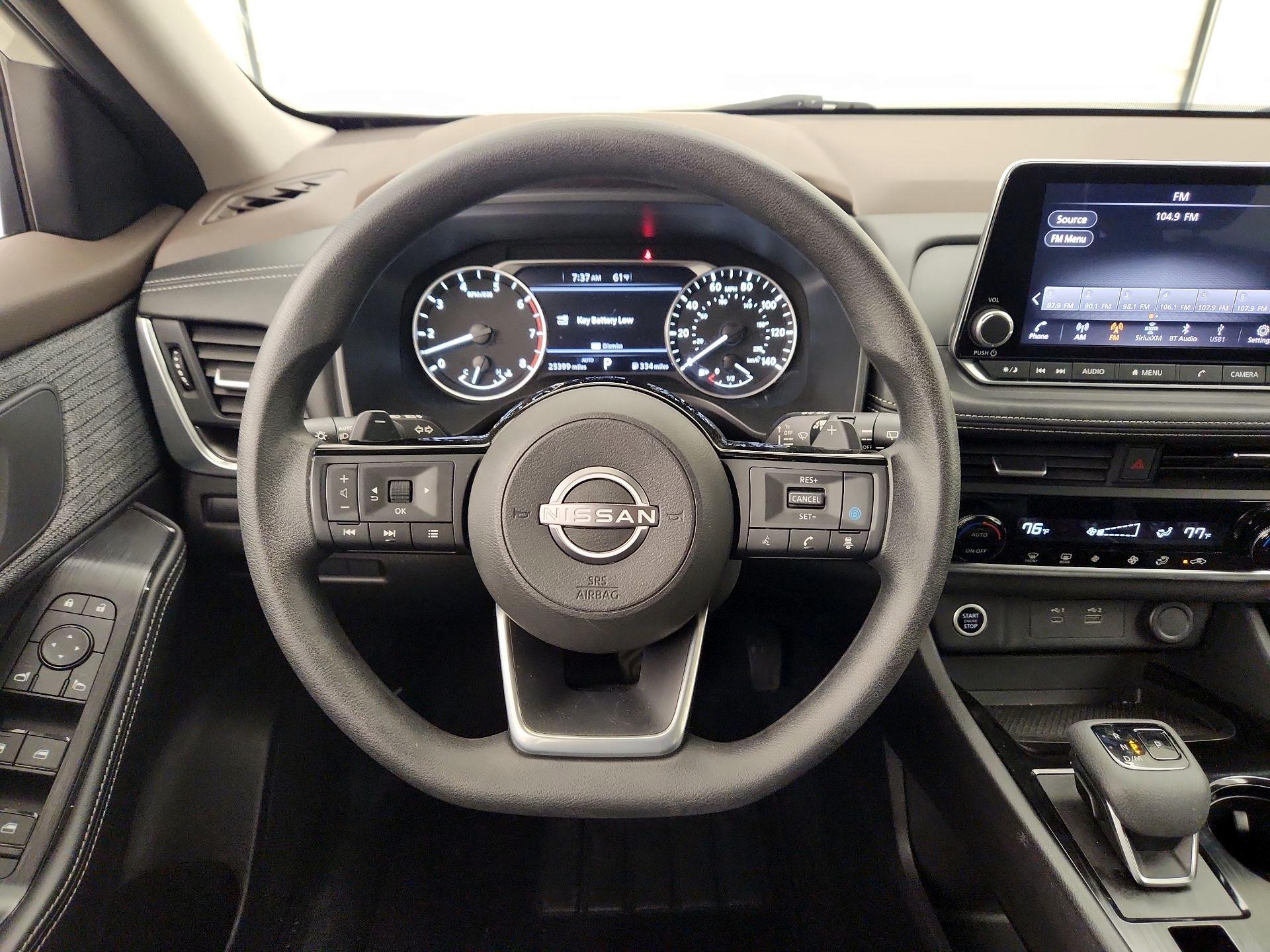 Thumbnail: 2023 Nissan Rogue - 10