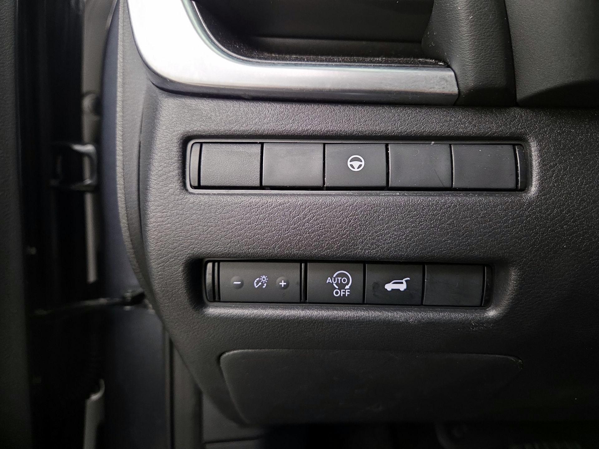 Thumbnail: 2023 Nissan Rogue - 13