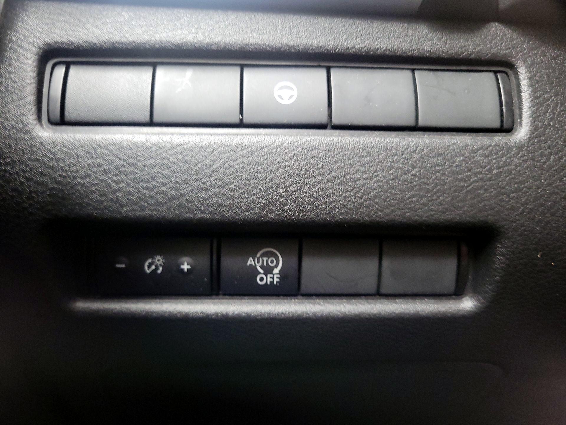 Thumbnail: 2023 Nissan Rogue - 13