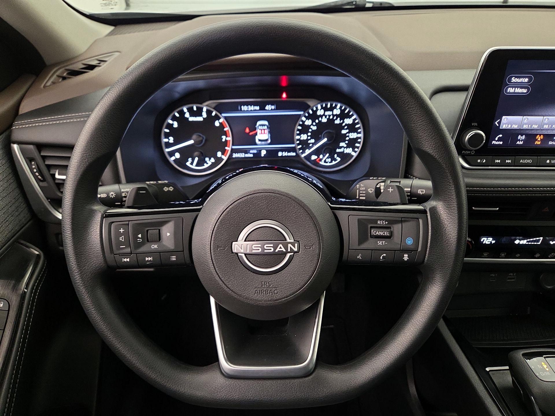 Thumbnail: 2023 Nissan Rogue - 10