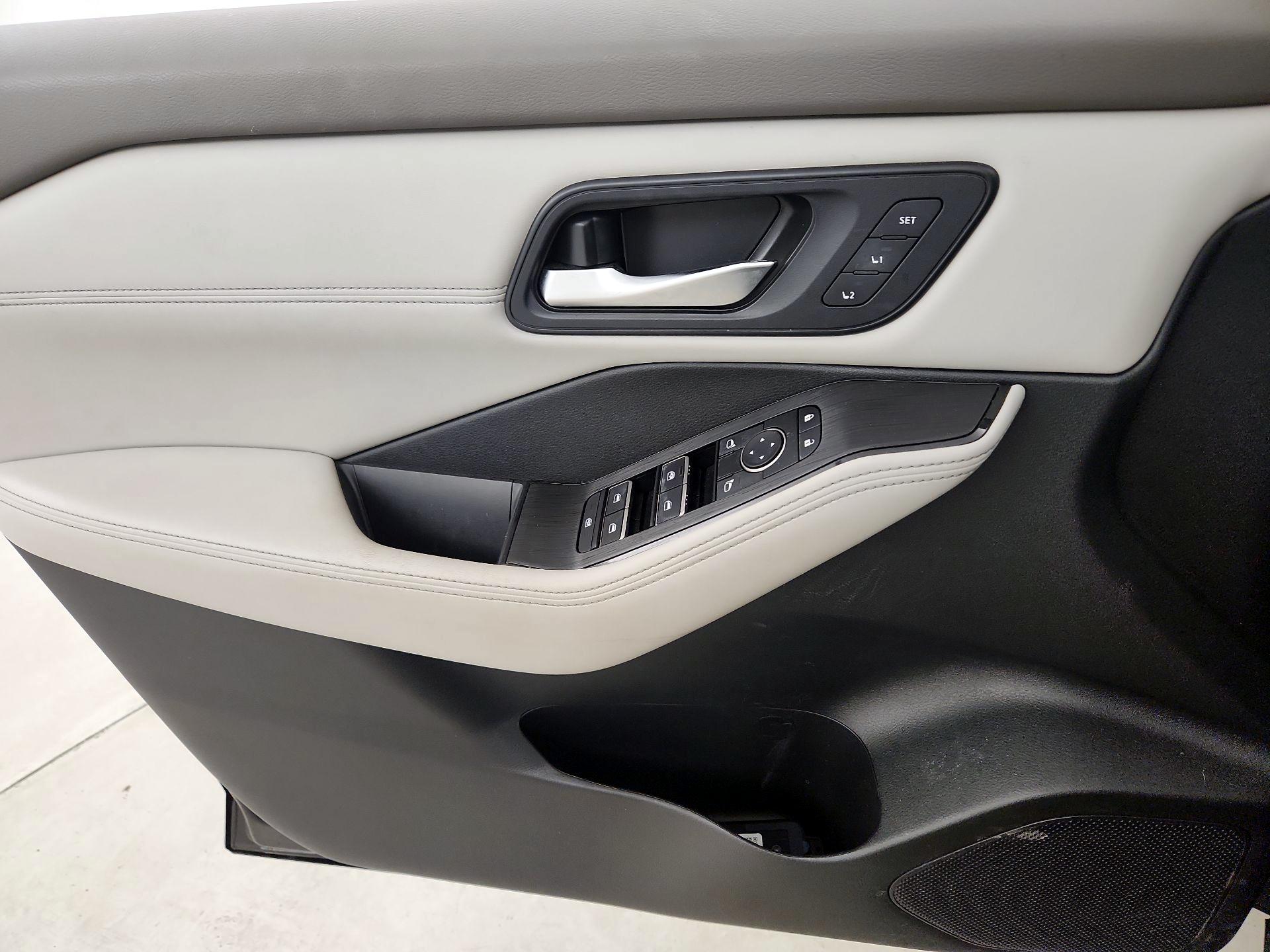 Thumbnail: 2023 Nissan Rogue - 12