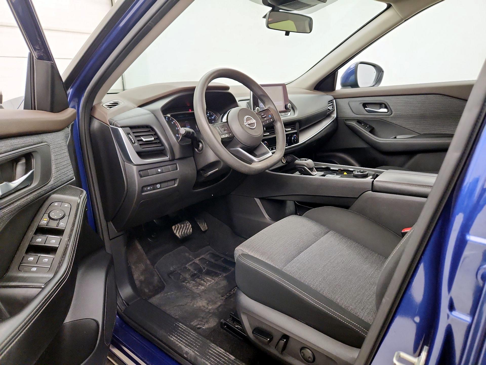 Thumbnail: 2023 Nissan Rogue - 11