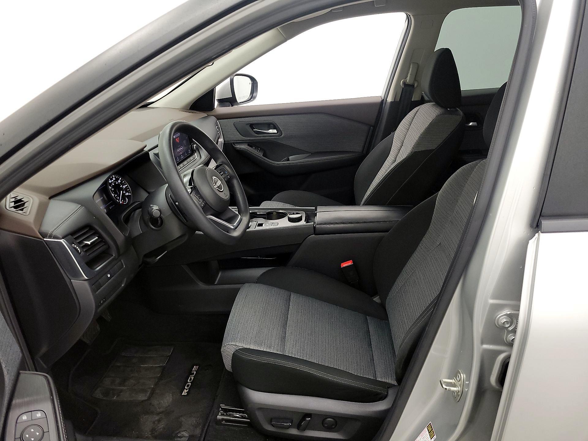 Thumbnail: 2023 Nissan Rogue - 11