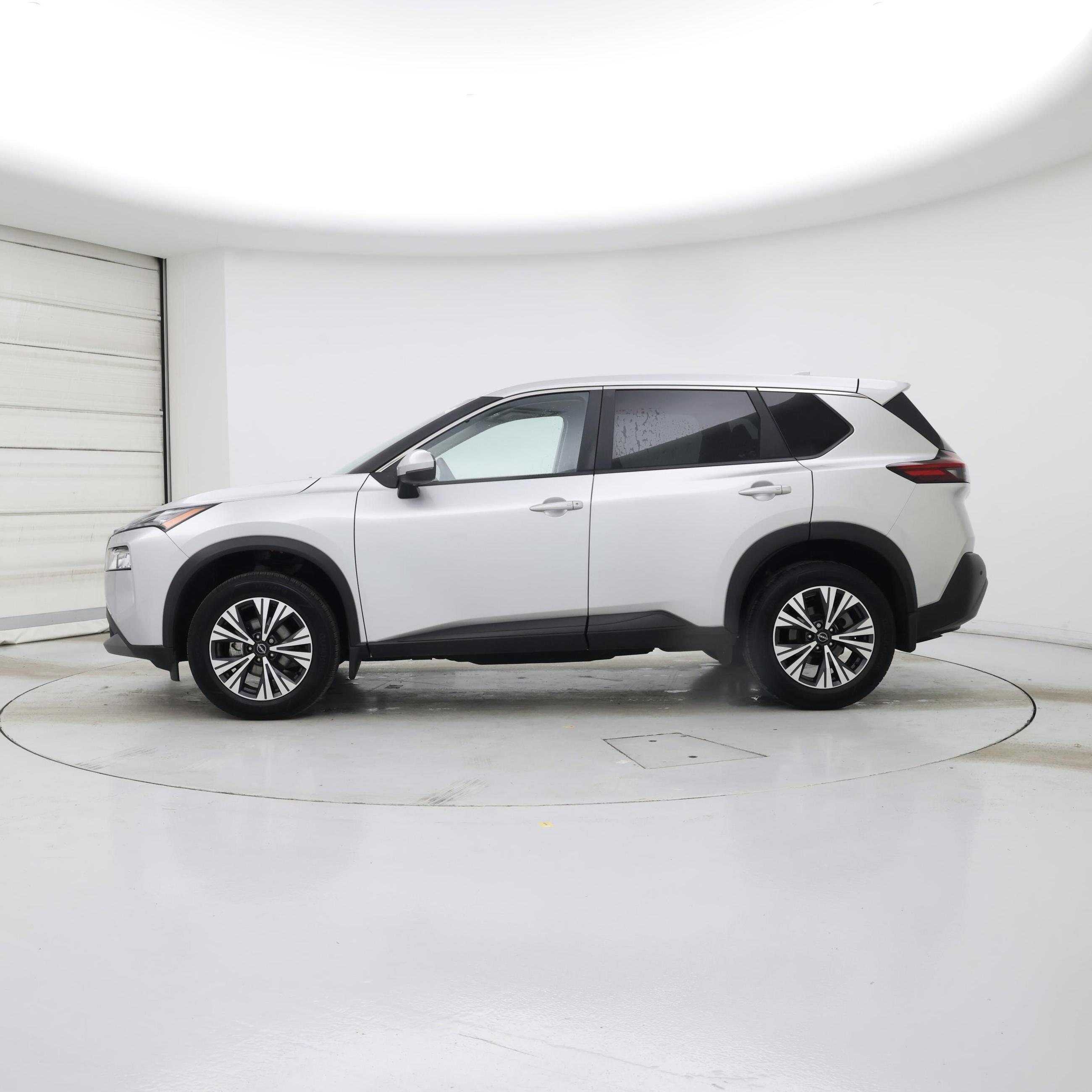 Thumbnail: 2023 Nissan Rogue - 3