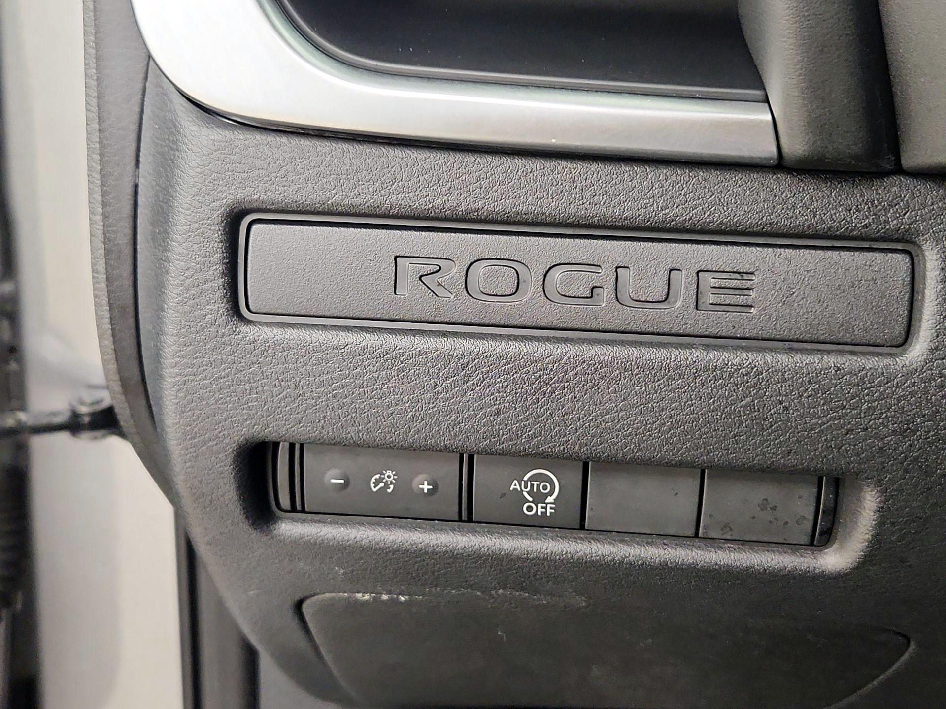 Thumbnail: 2023 Nissan Rogue - 13