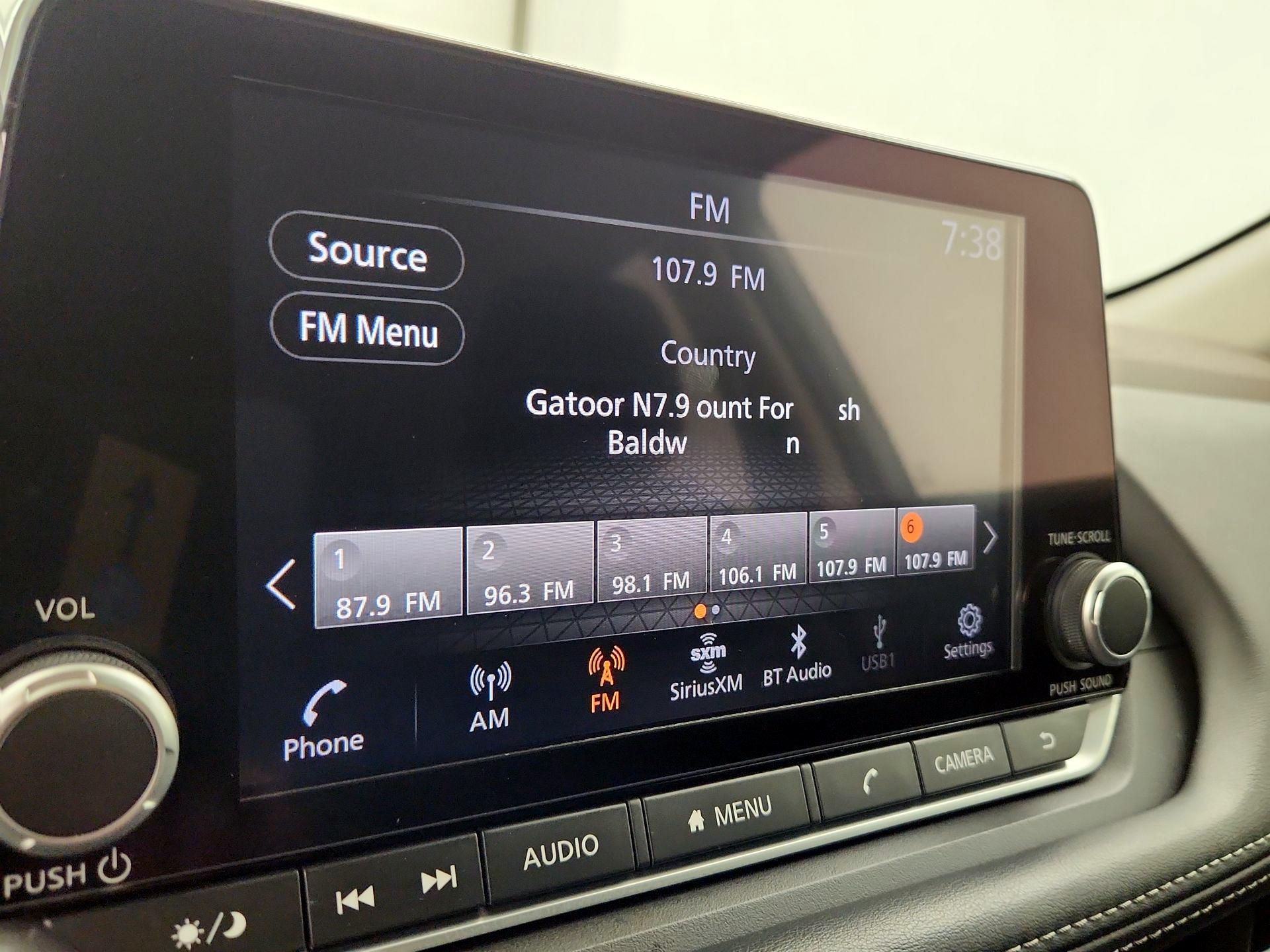 Thumbnail: 2023 Nissan Rogue - 15