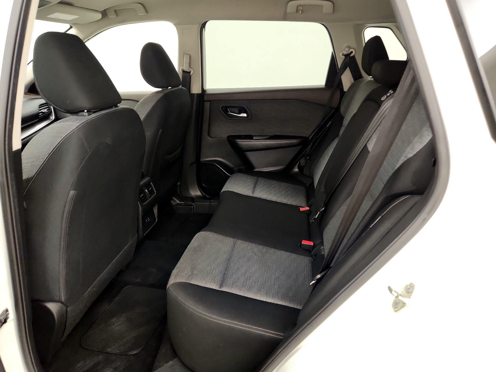 Thumbnail: 2023 Nissan Rogue - 19