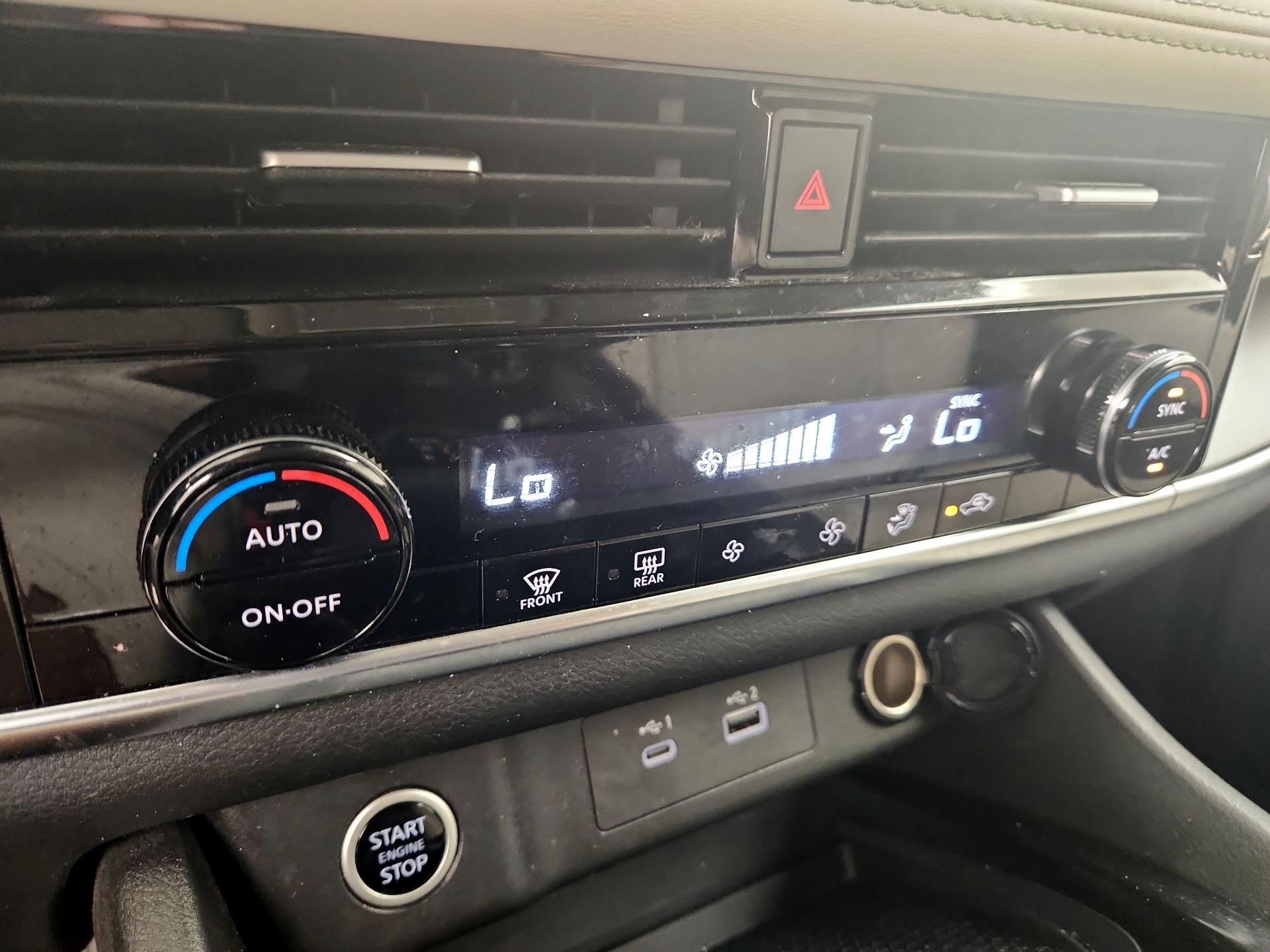 Thumbnail: 2023 Nissan Rogue - 14