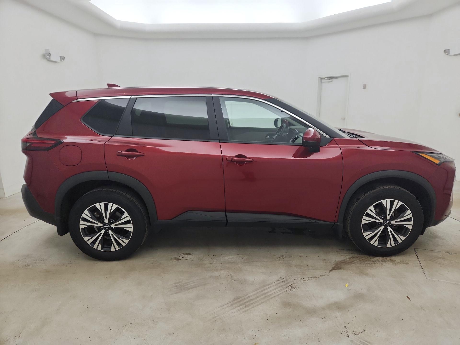 Thumbnail: 2023 Nissan Rogue - 4