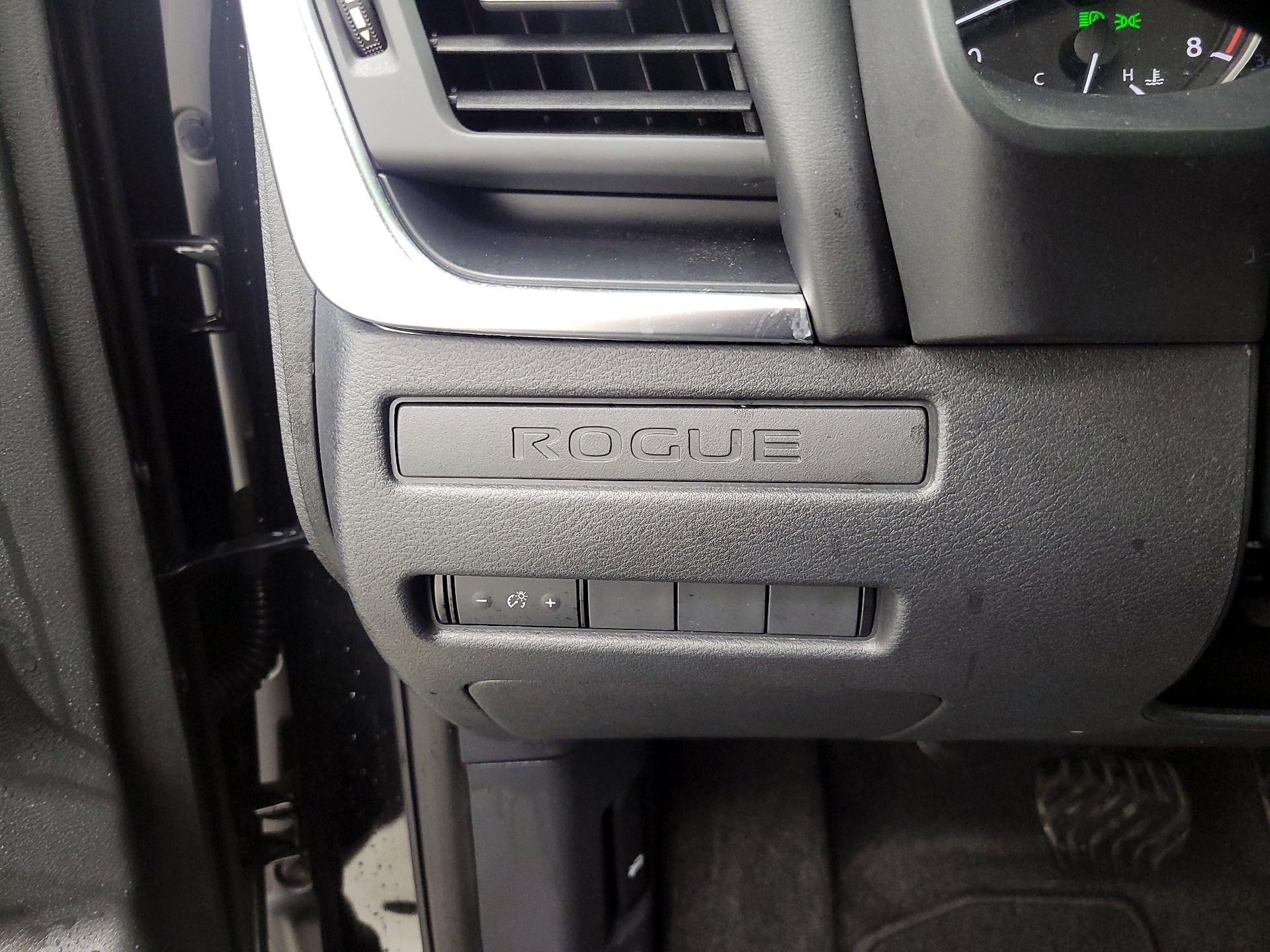 Thumbnail: 2023 Nissan Rogue - 13