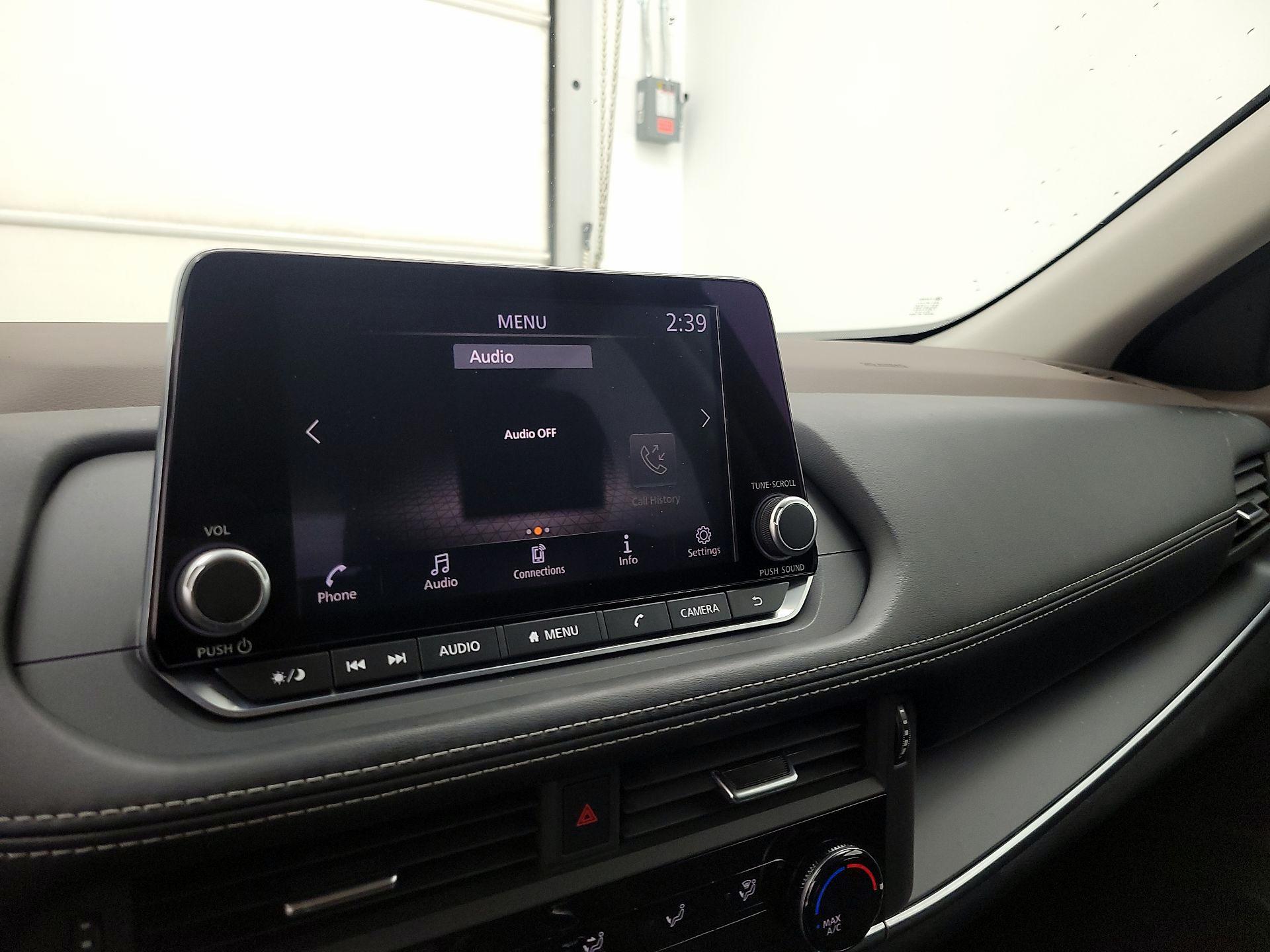 Thumbnail: 2023 Nissan Rogue - 15