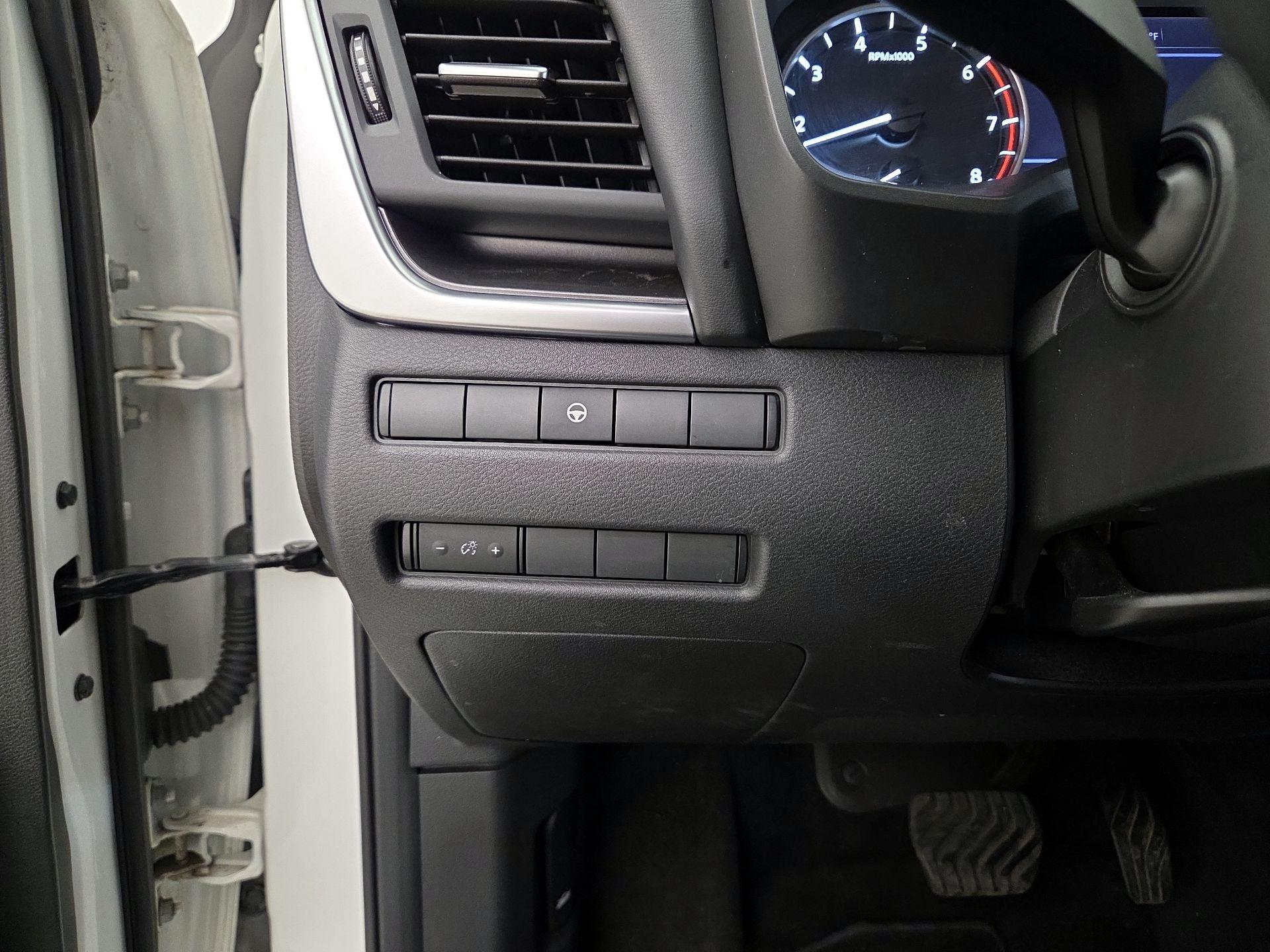 Thumbnail: 2023 Nissan Rogue - 13