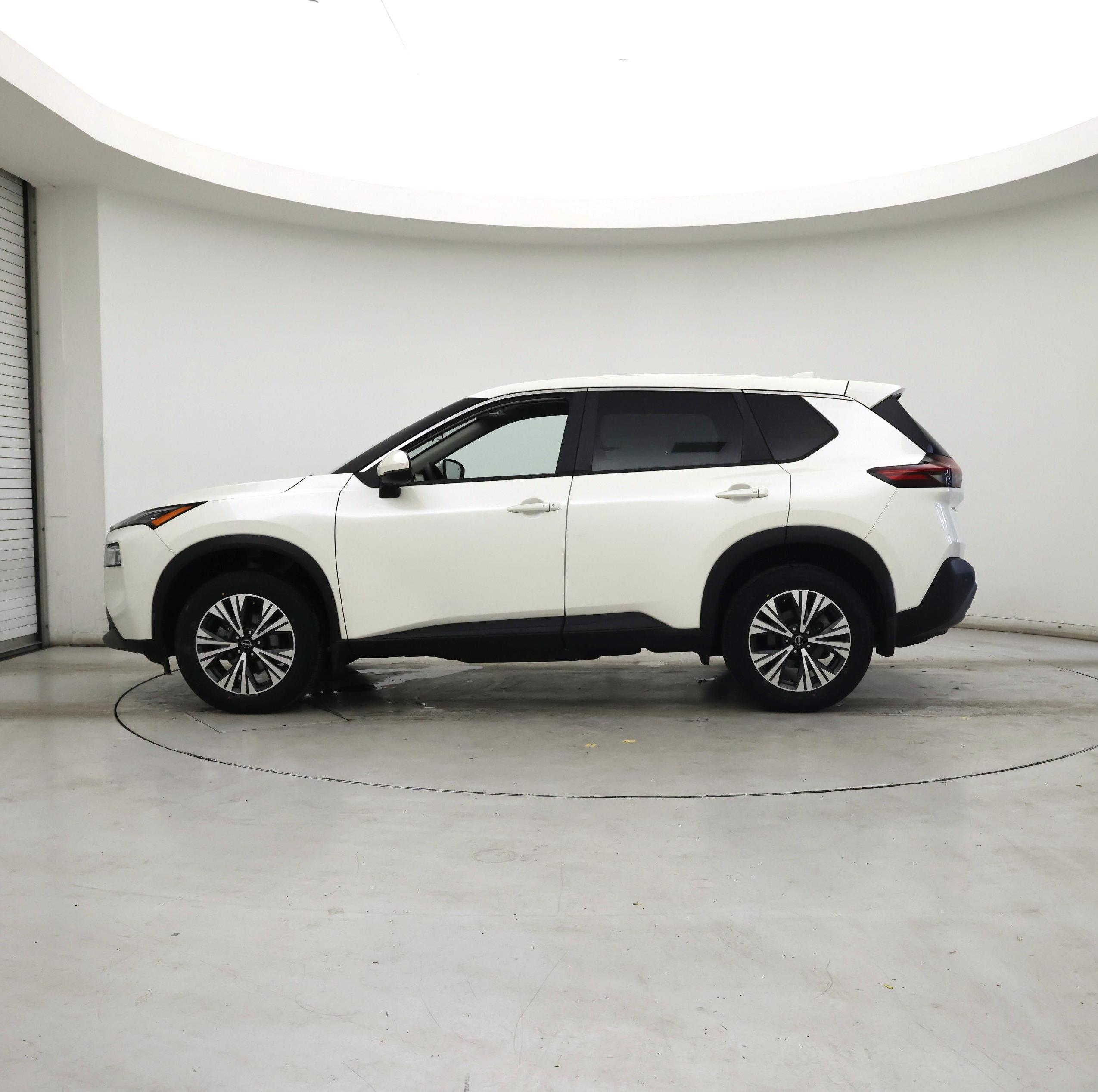 Thumbnail: 2023 Nissan Rogue - 3