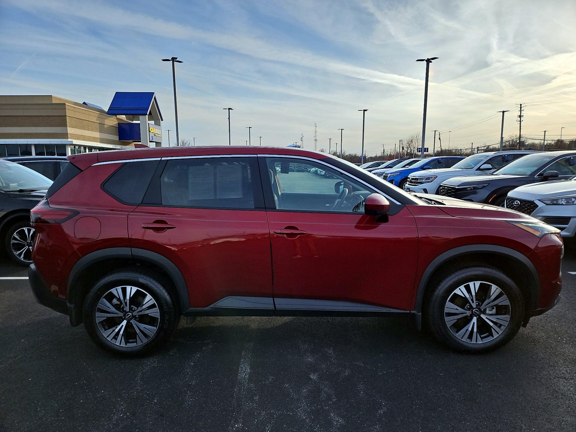 Thumbnail: 2023 Nissan Rogue - 4