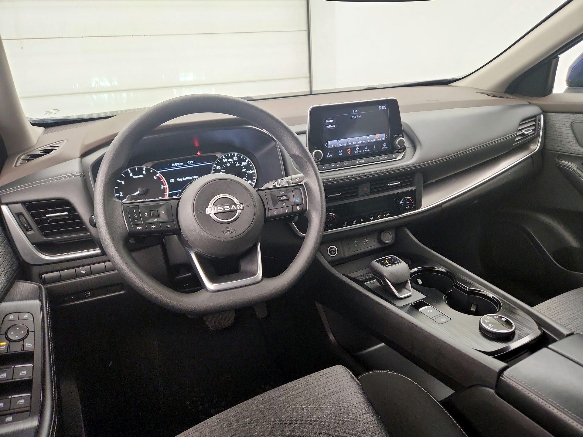 Thumbnail: 2023 Nissan Rogue - 9