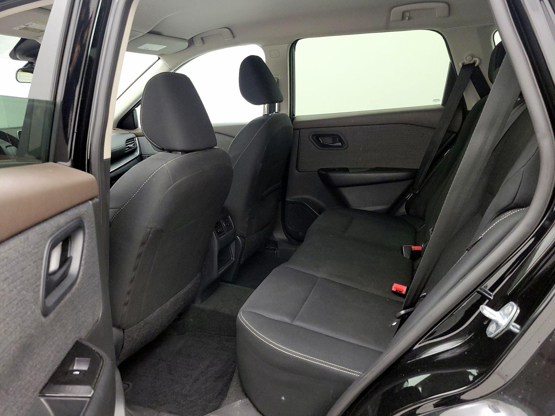 Thumbnail: 2023 Nissan Rogue - 19