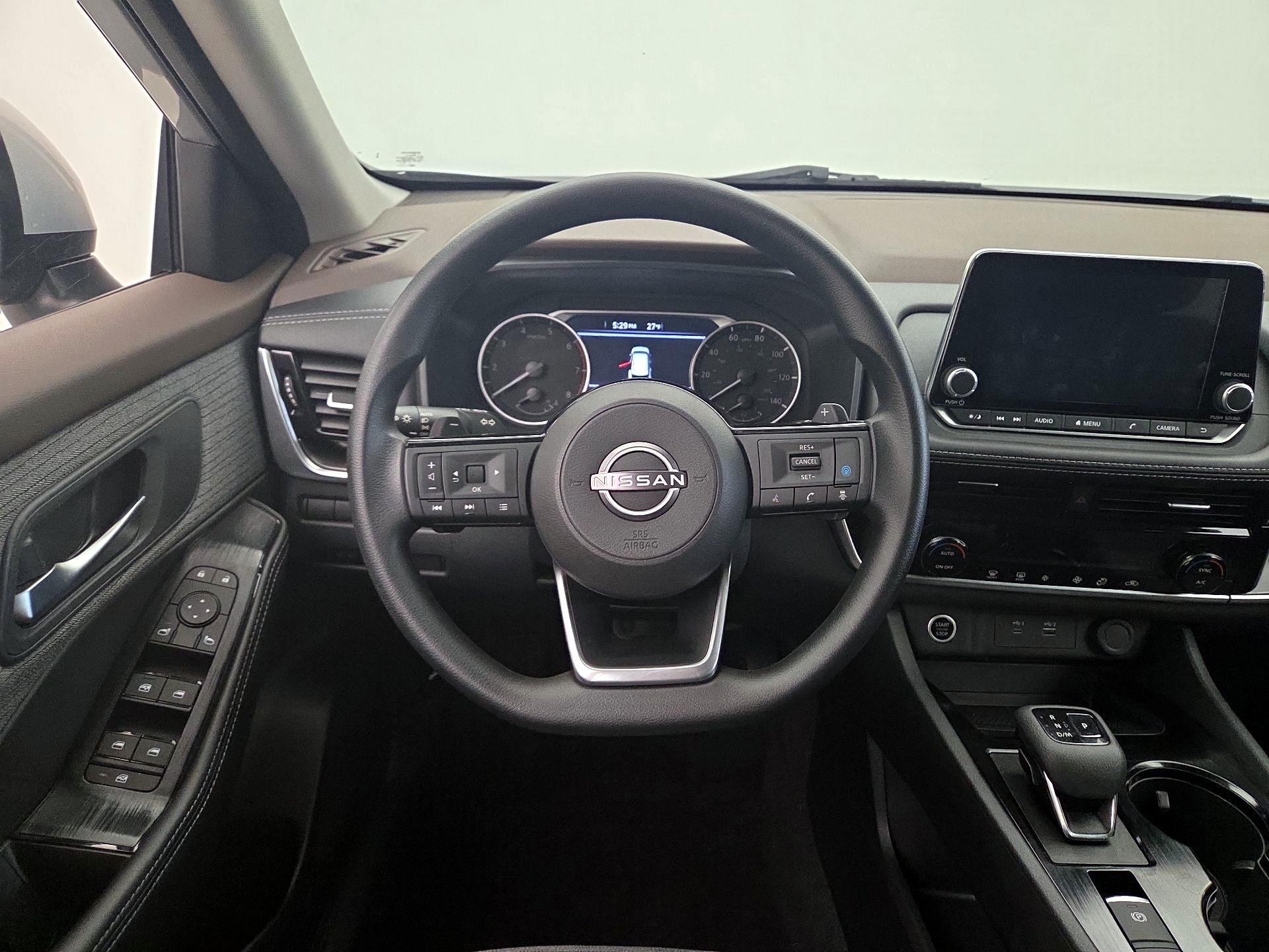 Thumbnail: 2023 Nissan Rogue - 10