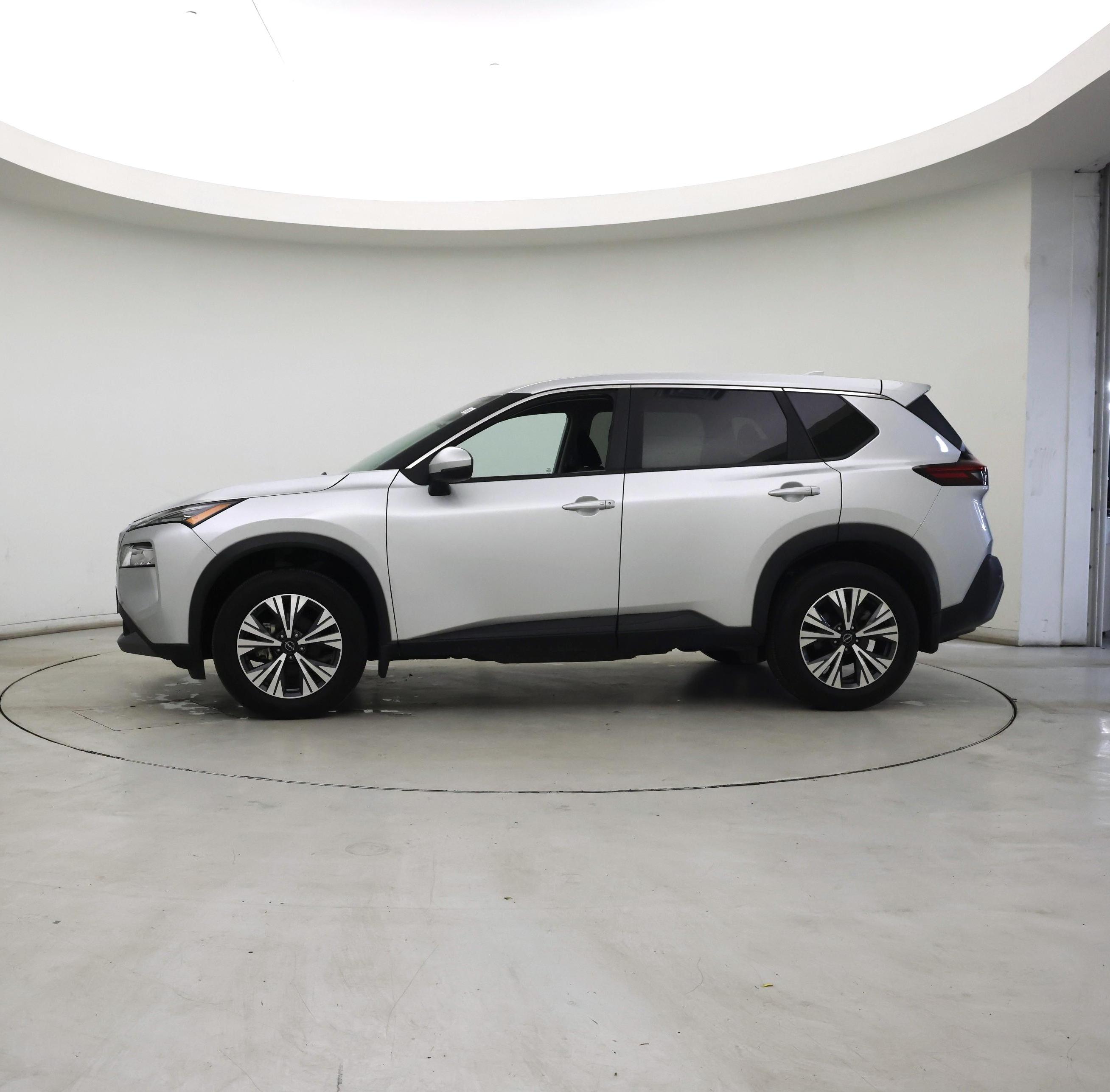 Thumbnail: 2023 Nissan Rogue - 3