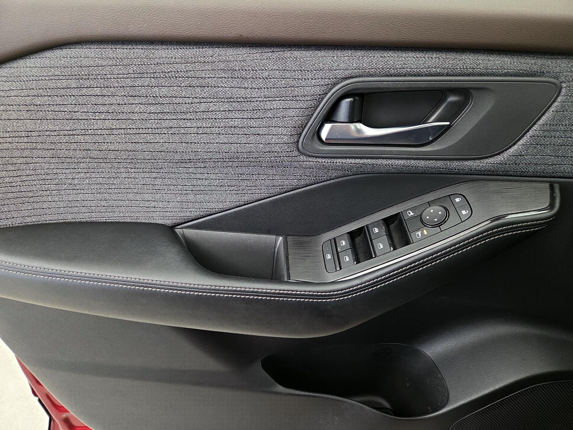 Thumbnail: 2023 Nissan Rogue - 12