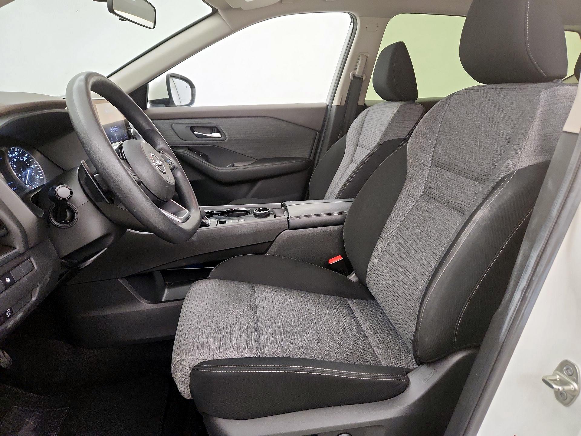 Thumbnail: 2023 Nissan Rogue - 11