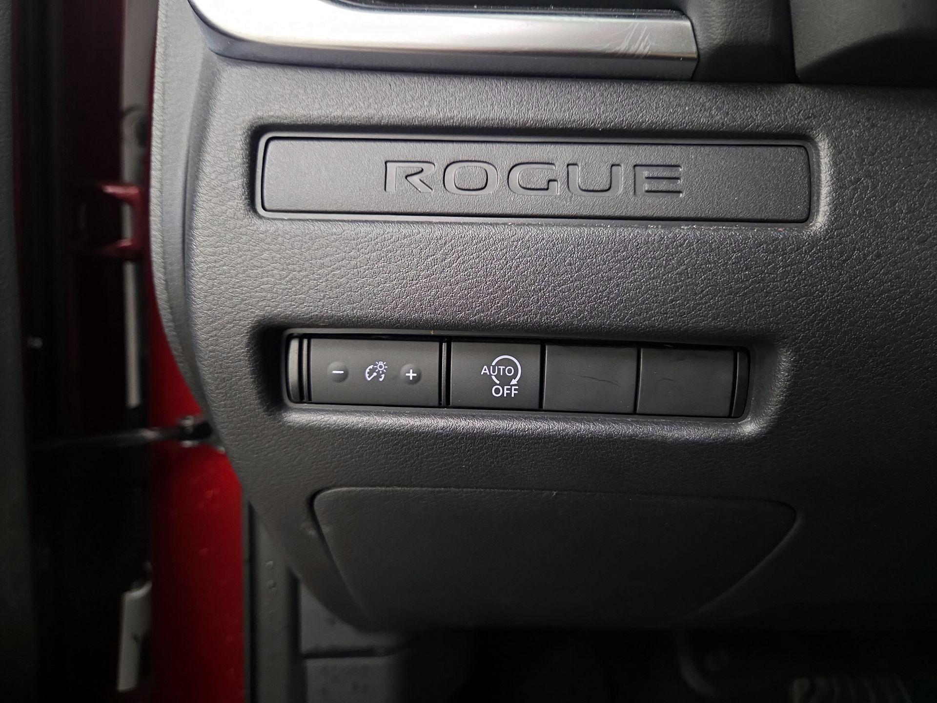 Thumbnail: 2023 Nissan Rogue - 13