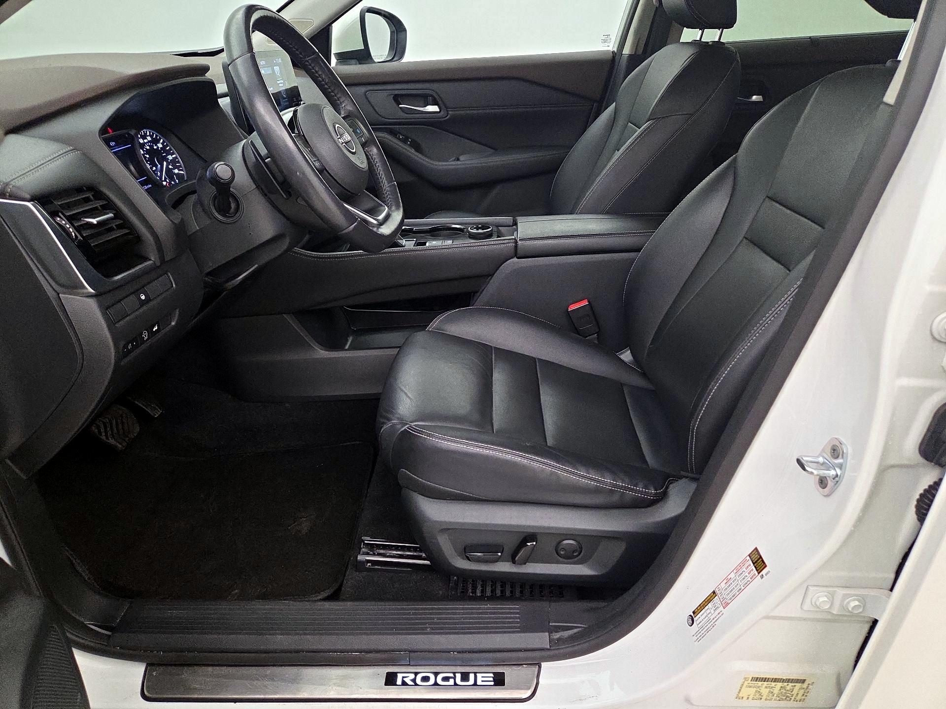 Thumbnail: 2023 Nissan Rogue - 11