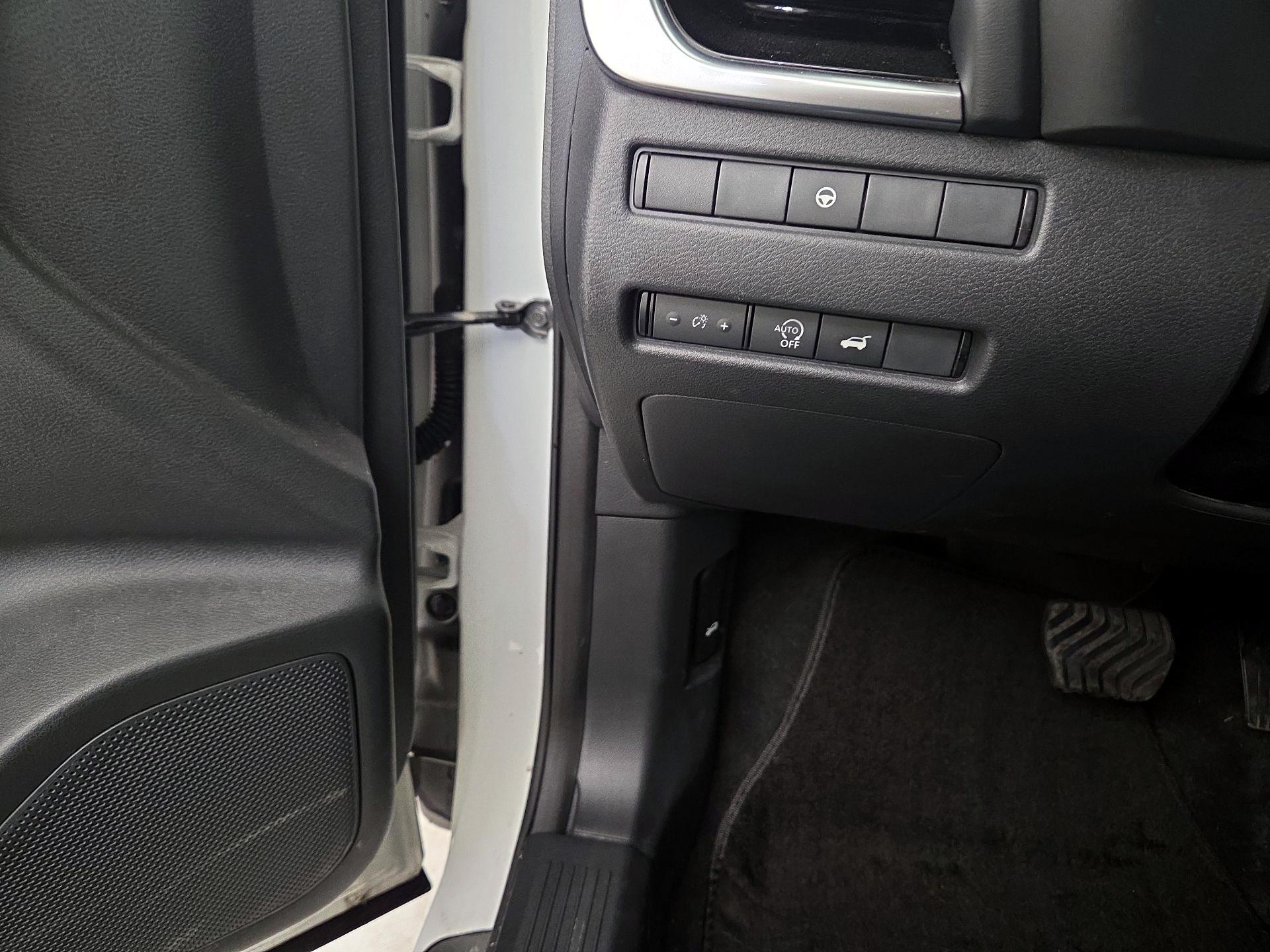 Thumbnail: 2023 Nissan Rogue - 13