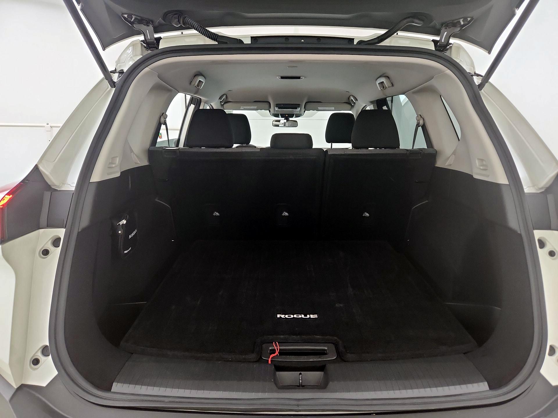 Thumbnail: 2023 Nissan Rogue - 20